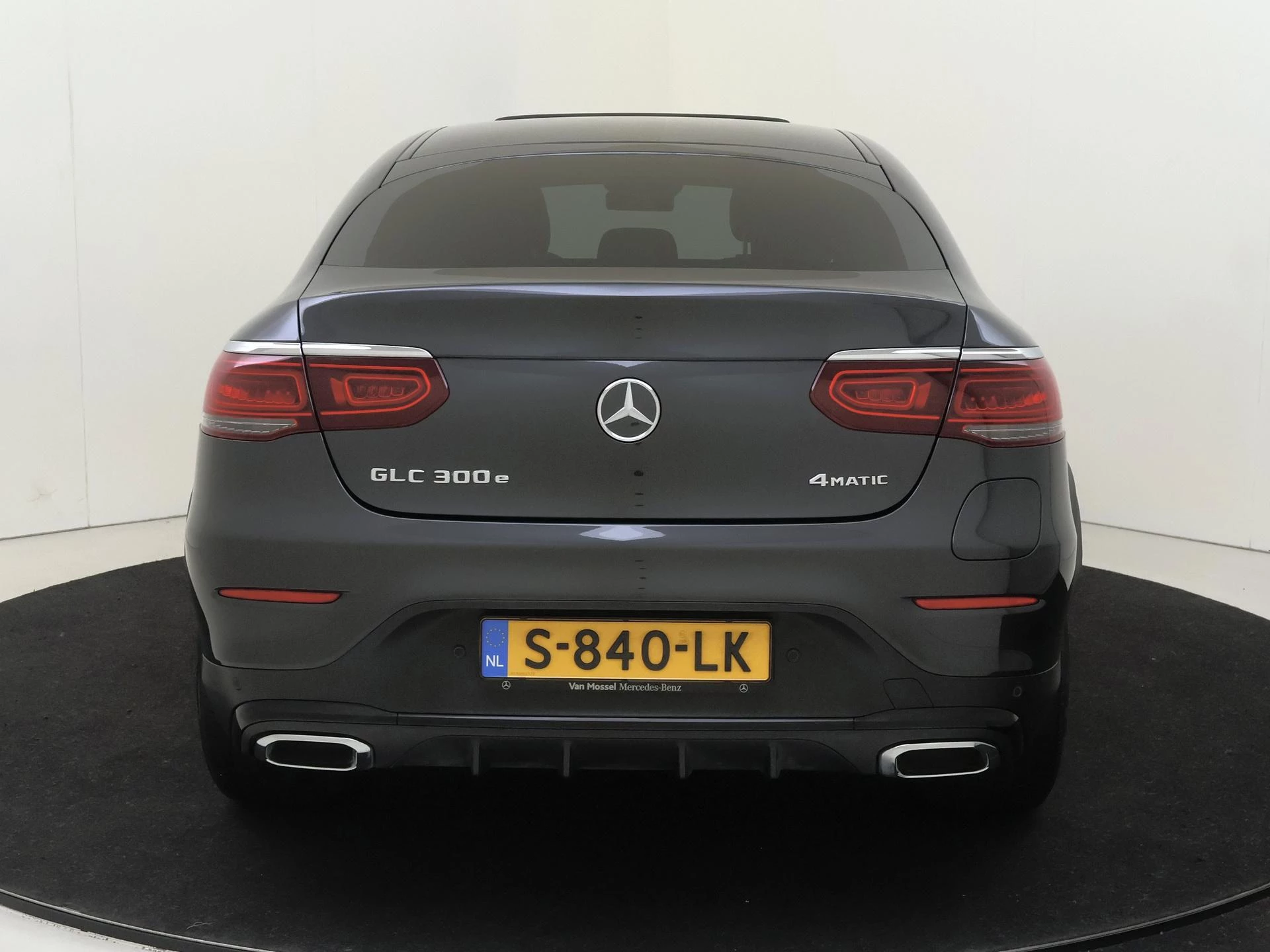 Mercedes-Benz-GLC-image-6
