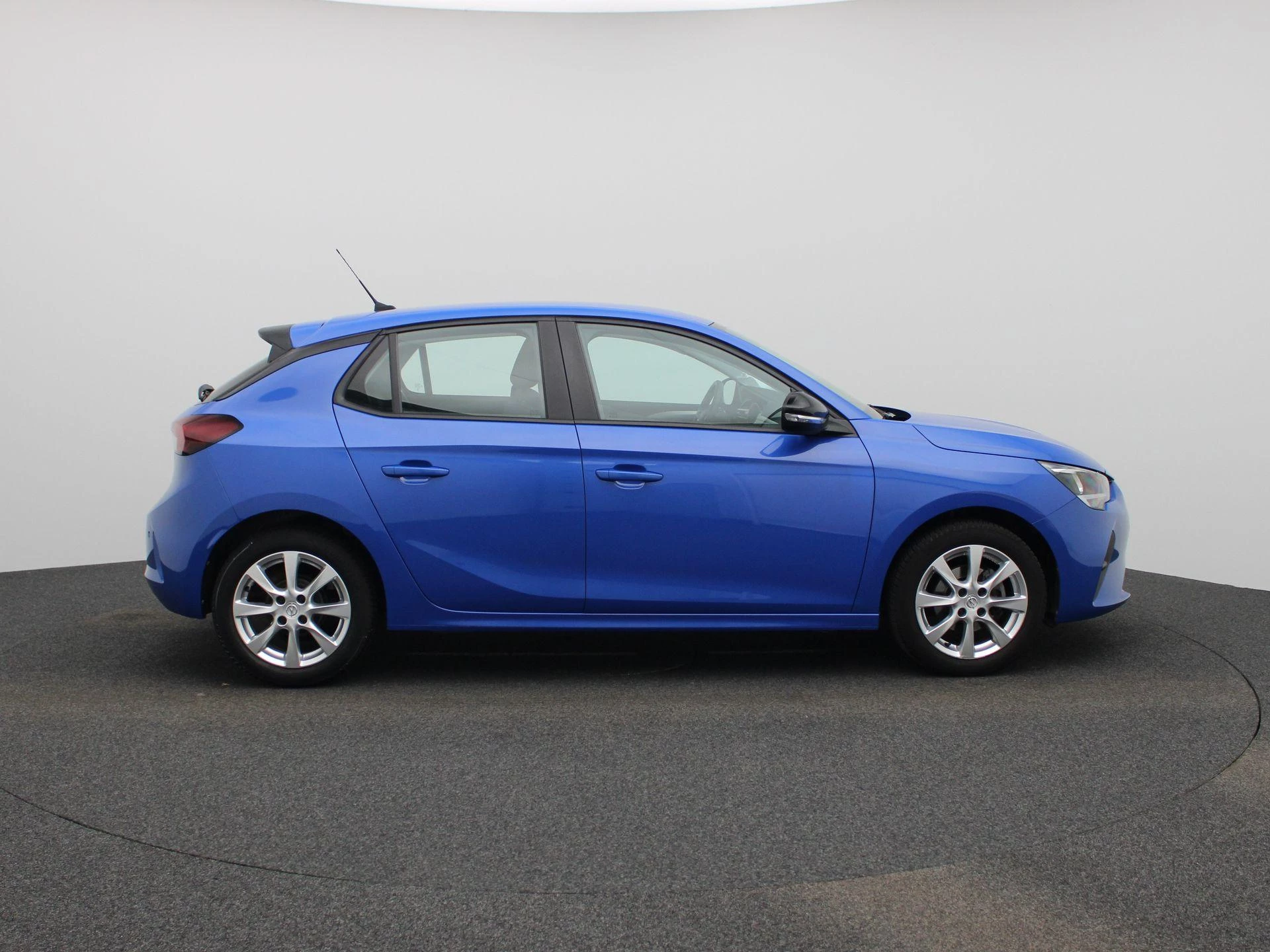 Opel-Corsa-image-5