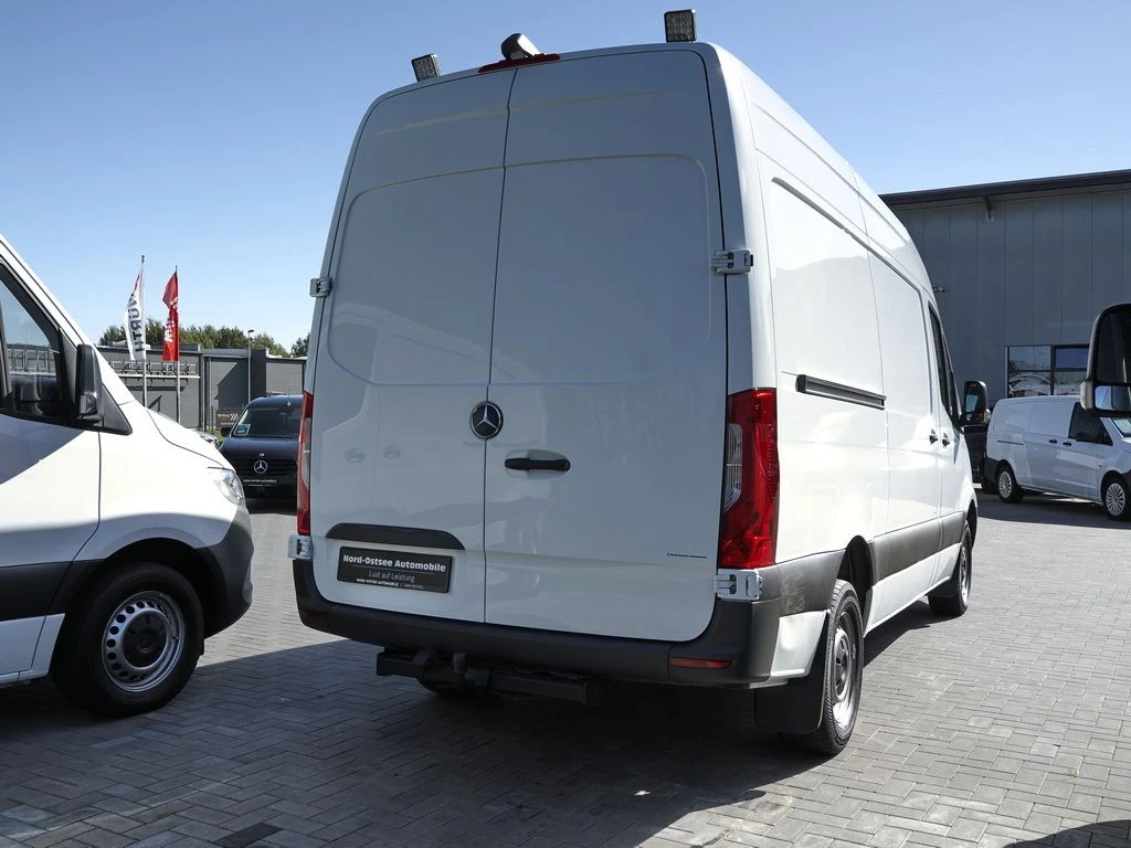 Mercedes-Benz-Sprinter 317-image-5