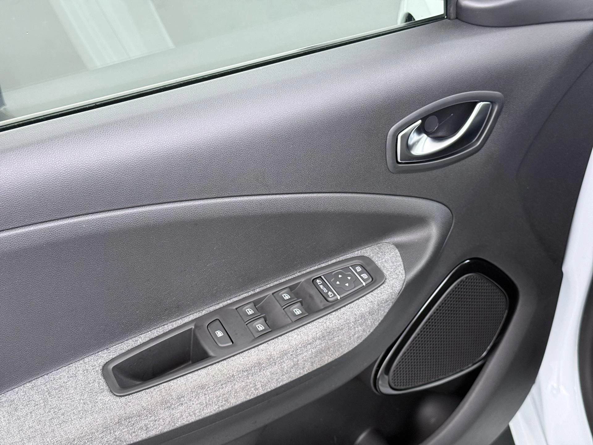 Renault-ZOE-image-30