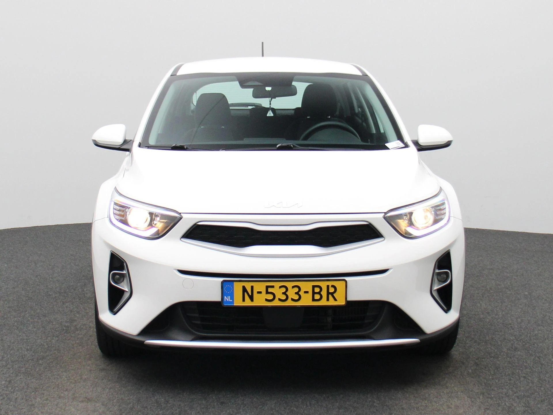 Kia-Stonic-image-2