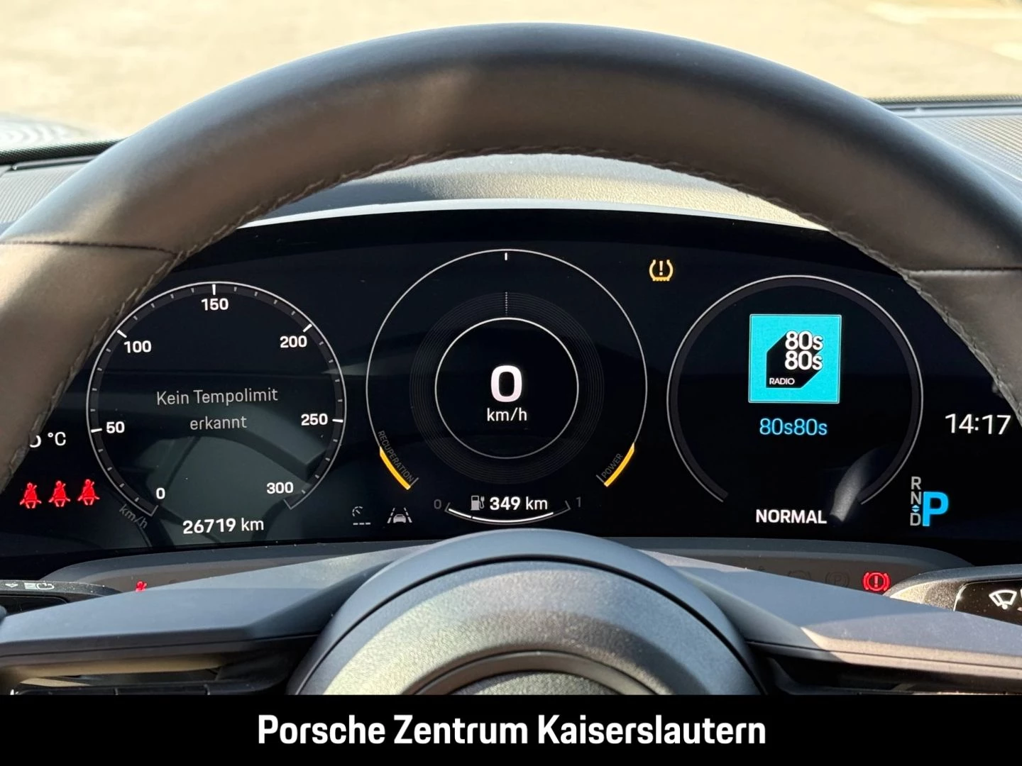 Porsche Taycan Surround-View Luftfederung Panoramadach -