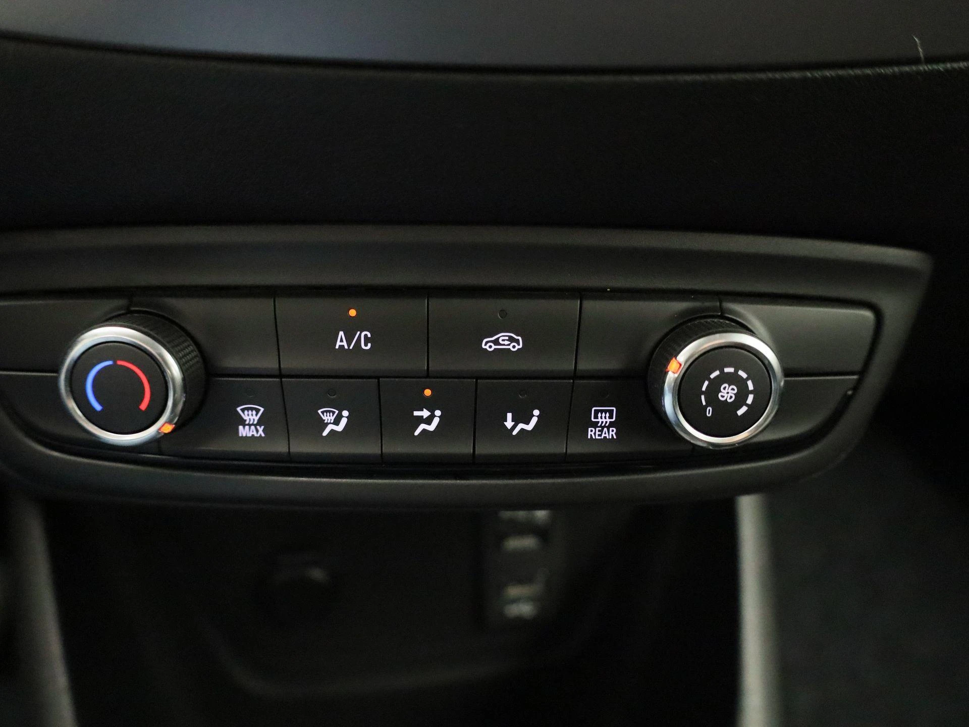 Opel-Crossland-image-22