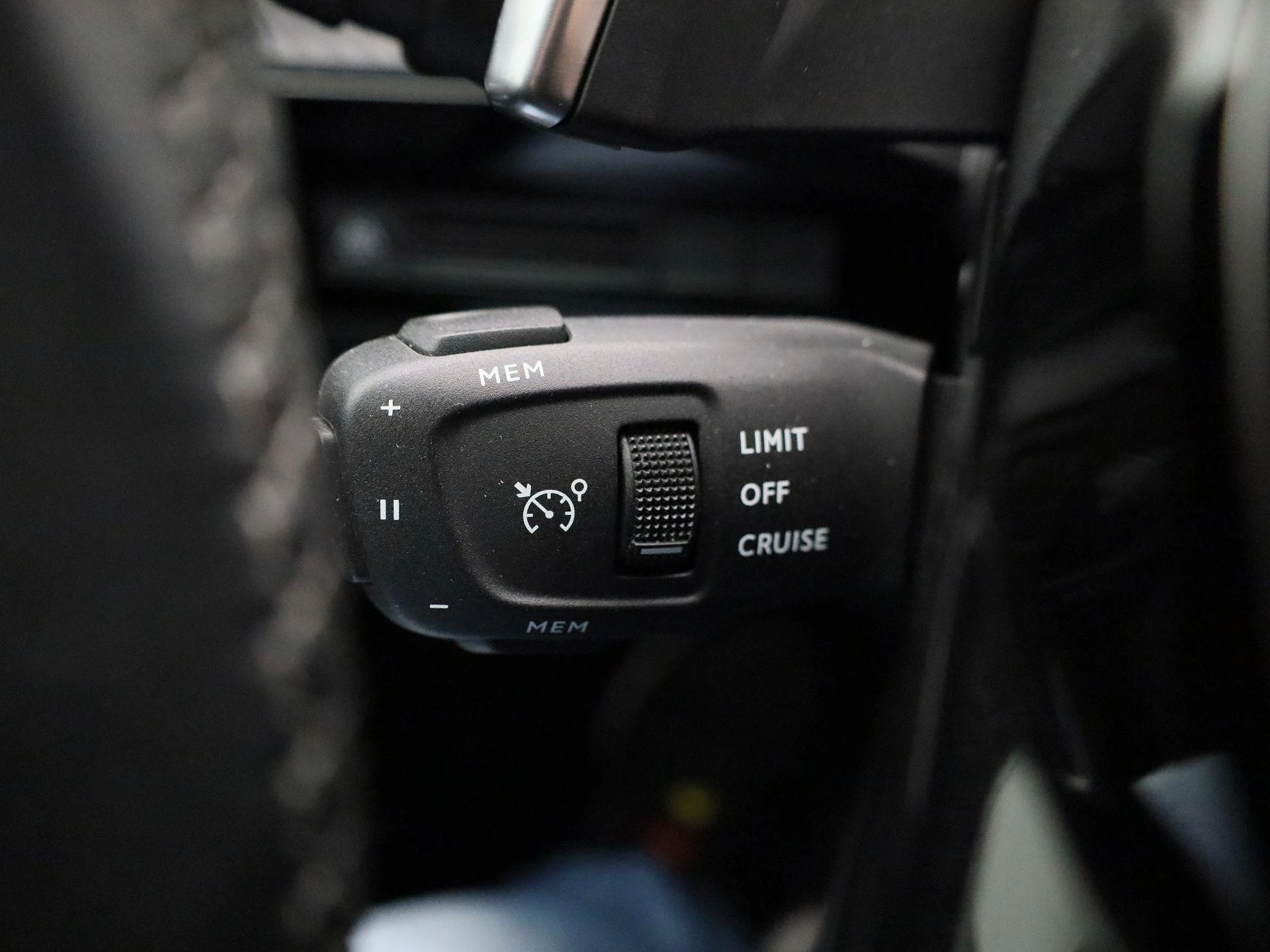 Peugeot-508-image-19