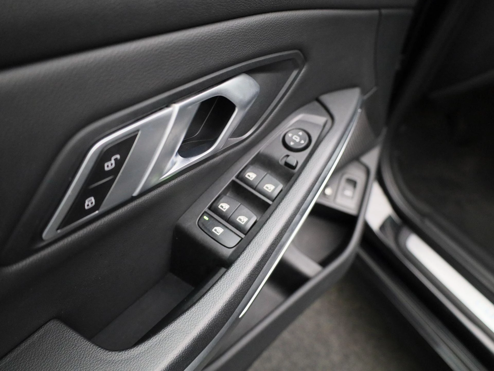 BMW-3 Serie-image-30