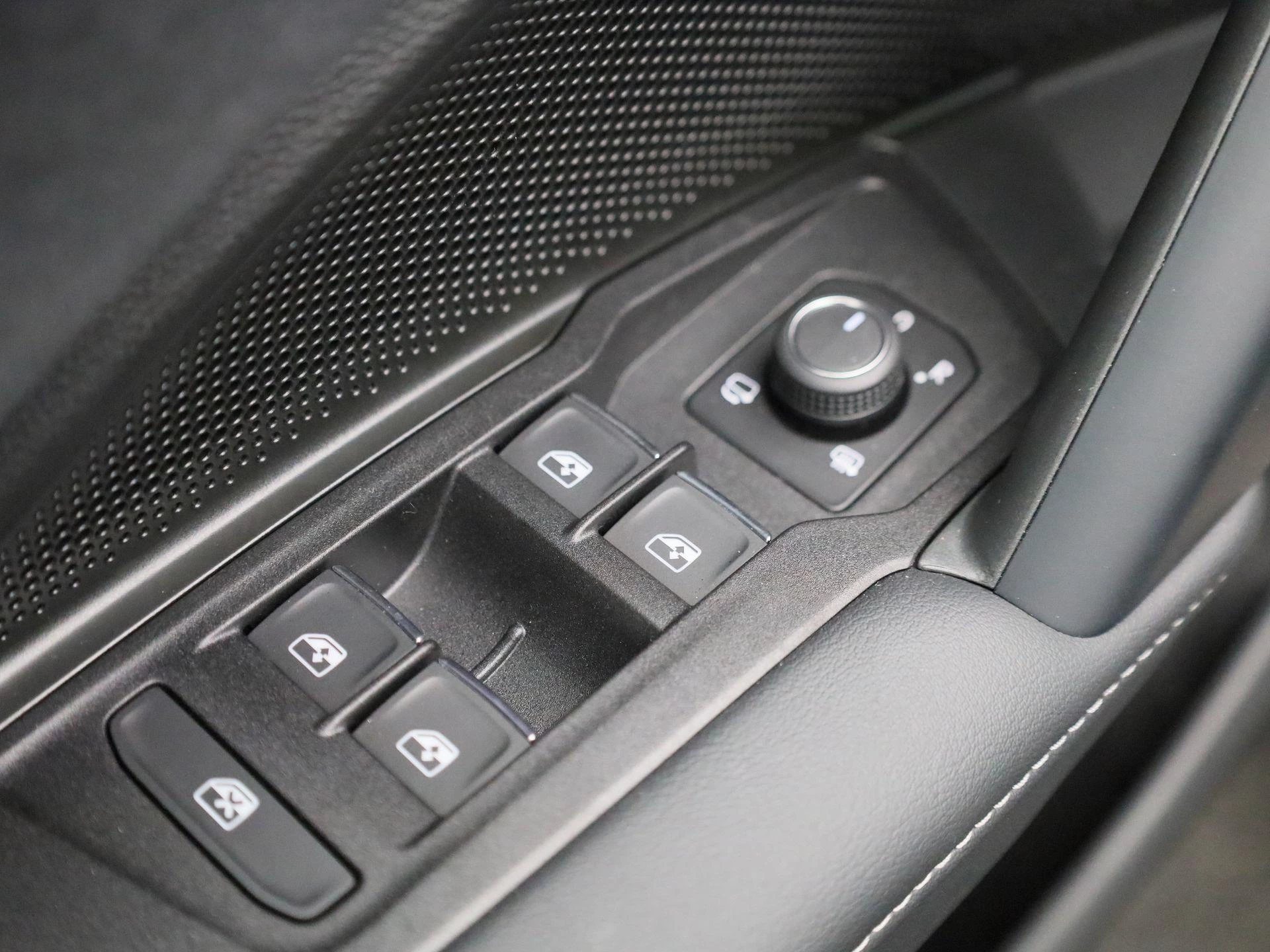 Volkswagen-Tayron-image-34