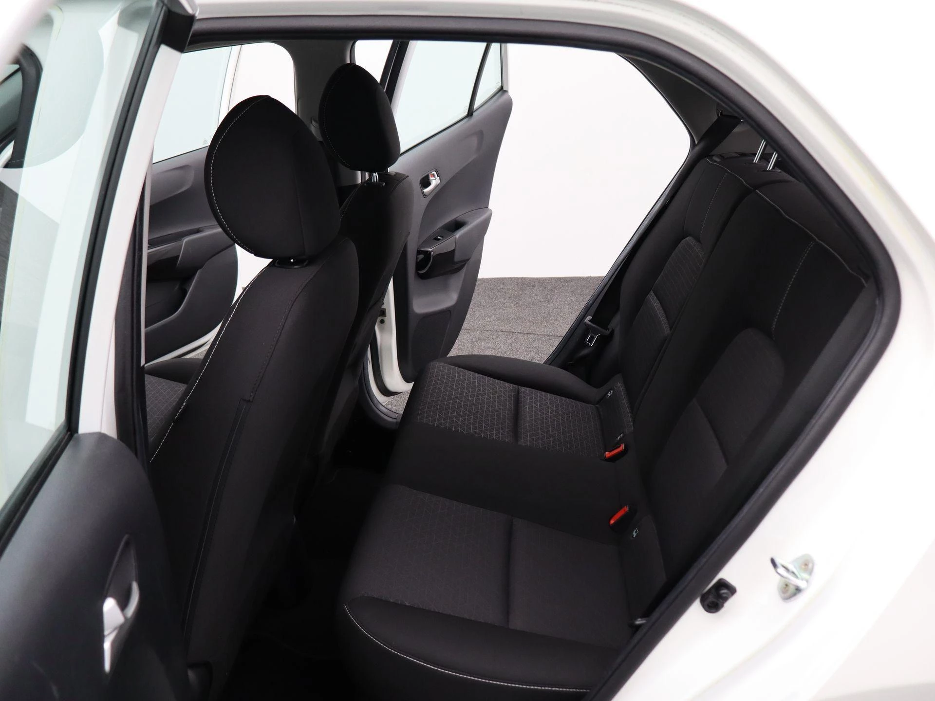 Kia-Picanto-image-11