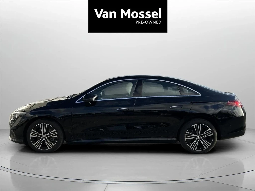 Mercedes-Benz-CLA-image-6