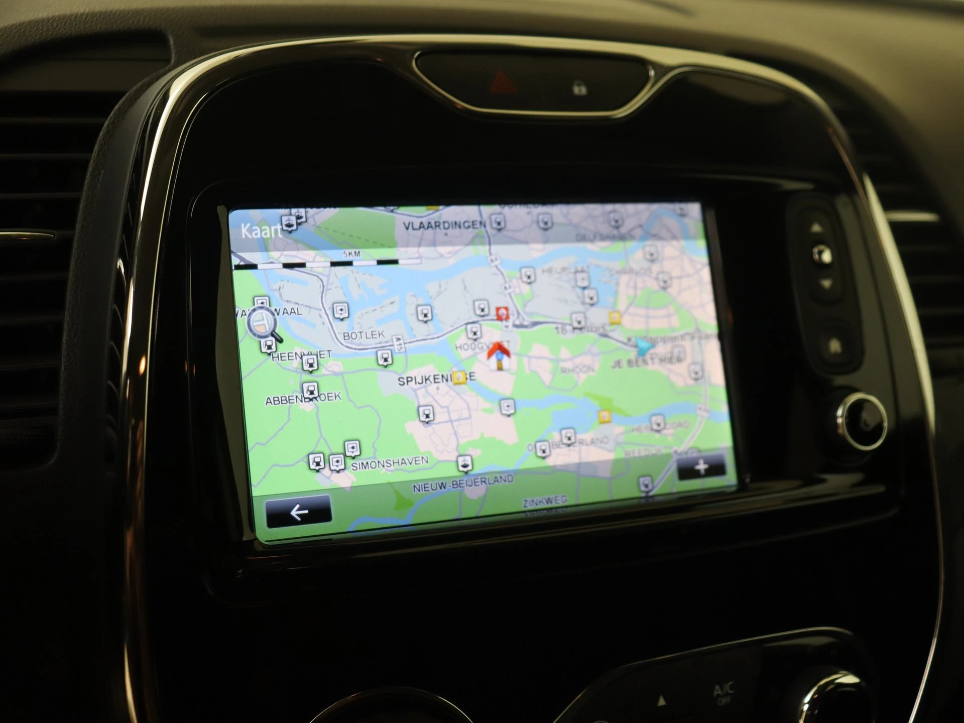 Renault-Captur-image-18