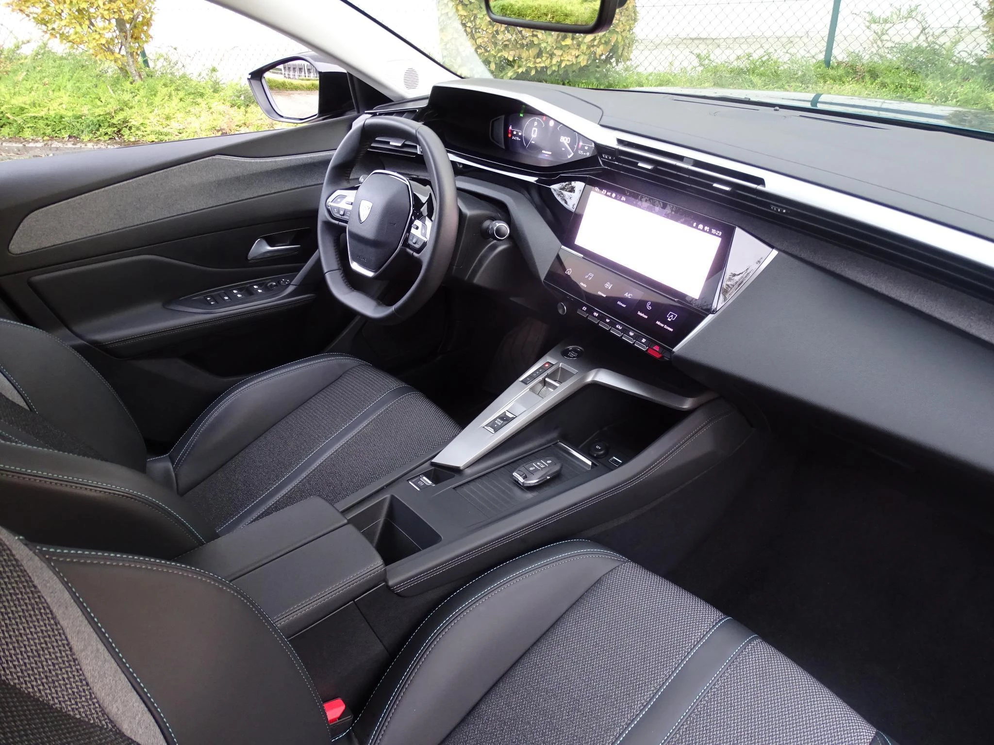 Peugeot-308-image-14