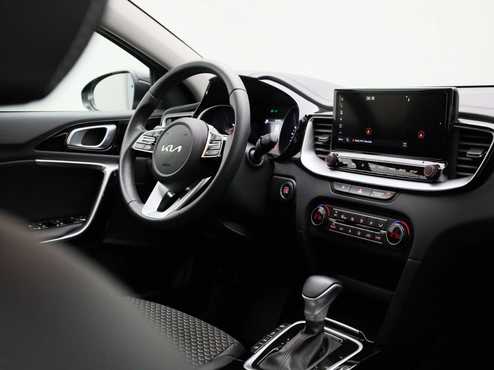 Kia-Ceed Sportswagon-image-33