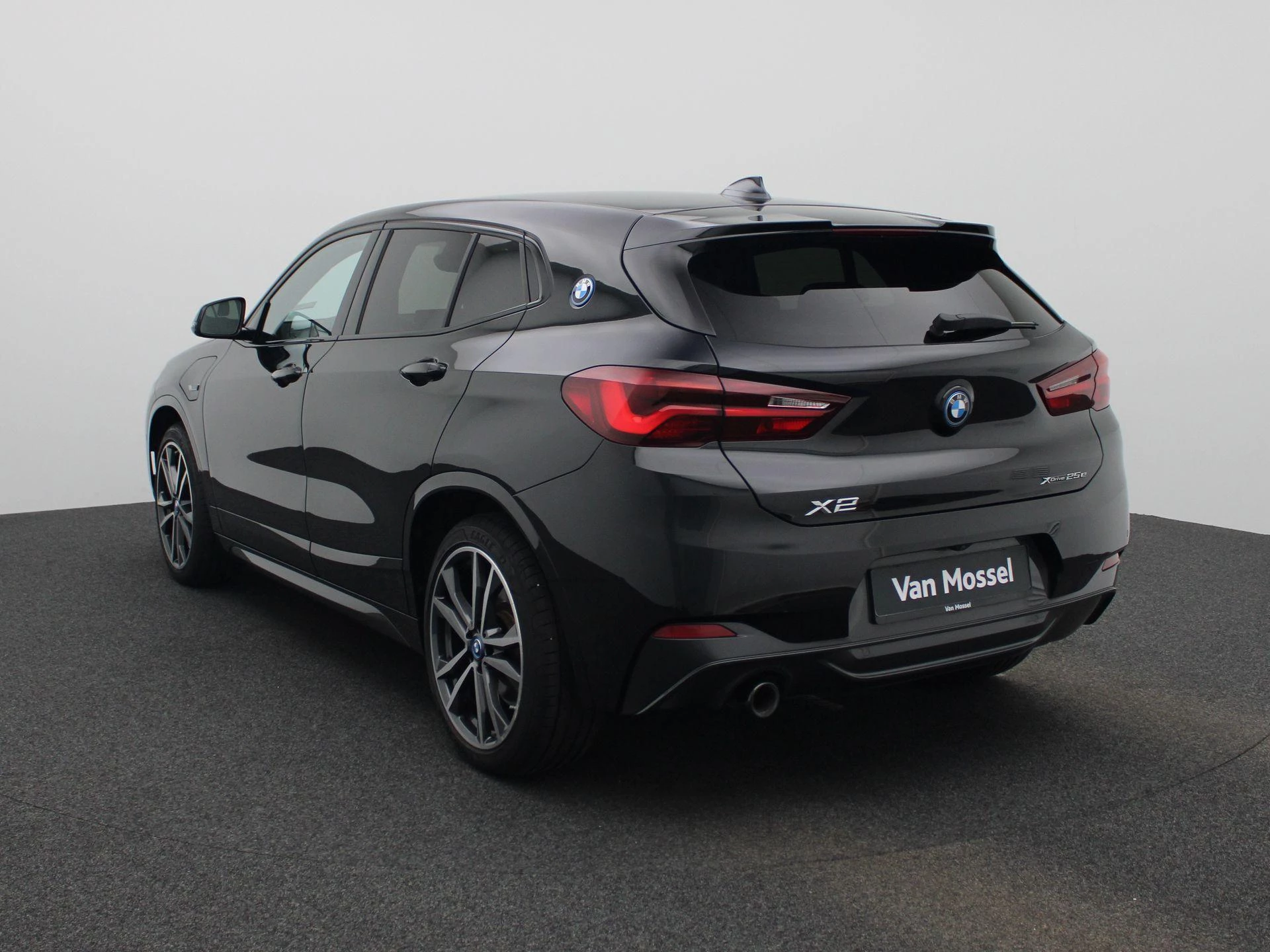 BMW X2 xDrive25e