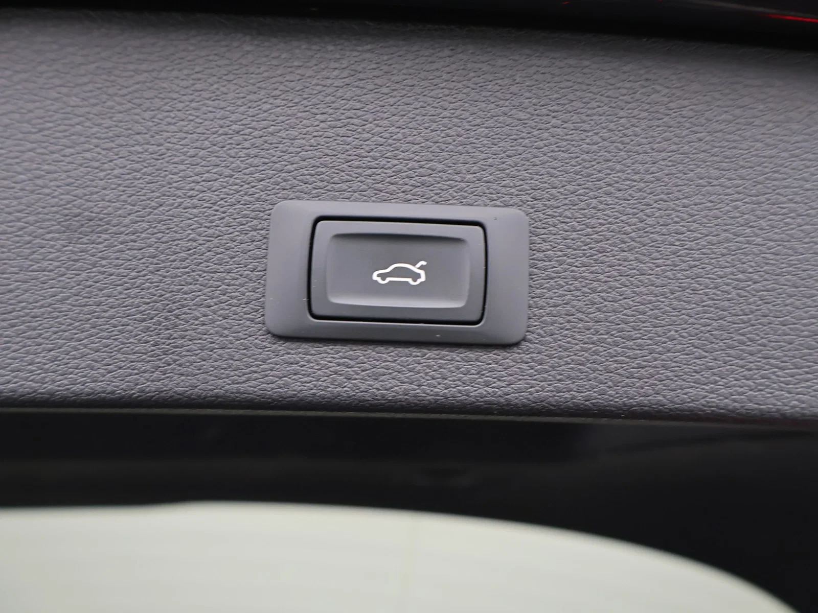 Audi Q2 Audi Q2 Business Edition Advanced 35TFSI 150PK *AUTOMAAT*LEDER*NAVI*CAMERA*PDC*ACC*VIRTUAL COCKPIT*.