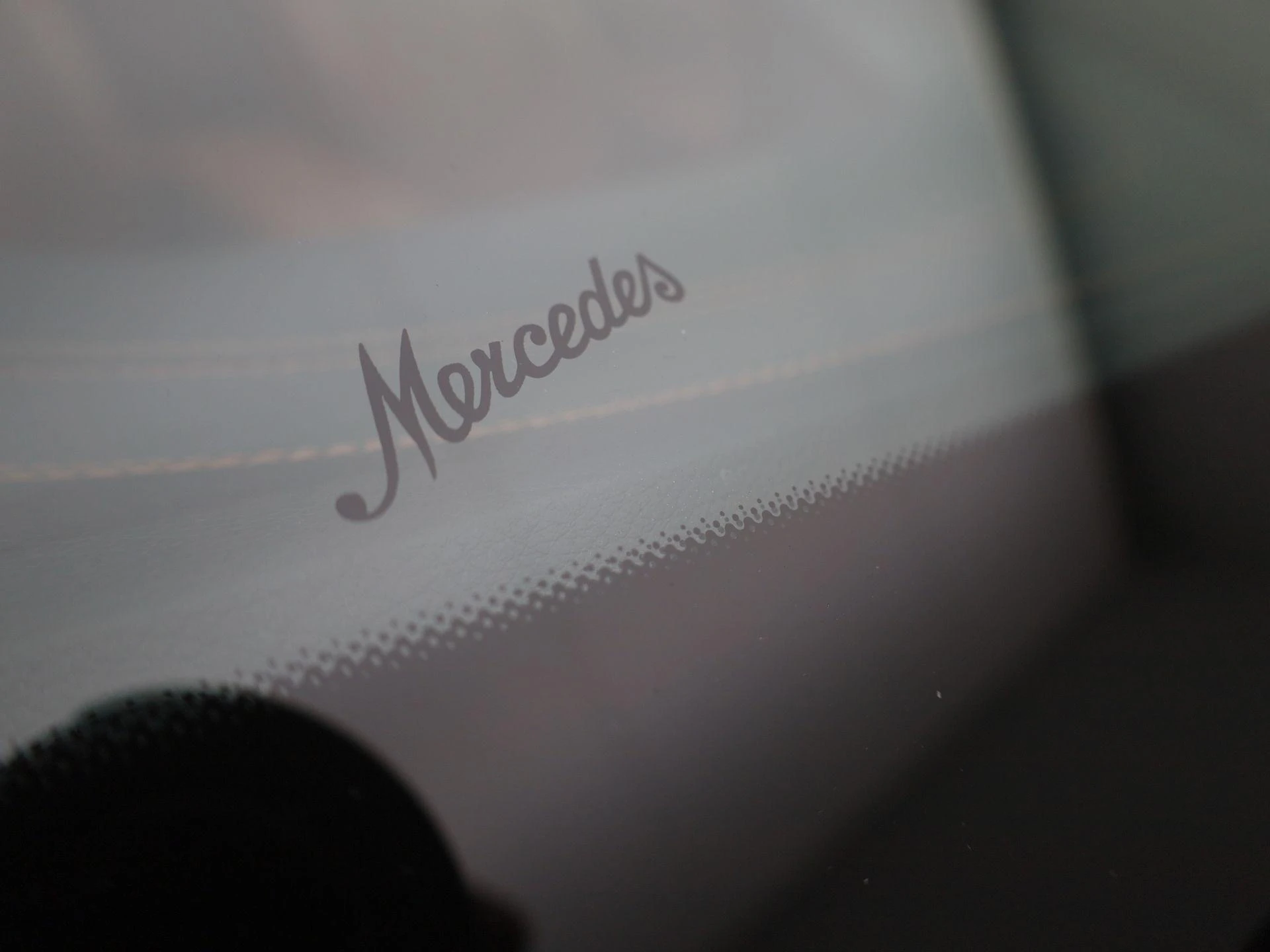 Mercedes-Benz-E-Klasse-image-48