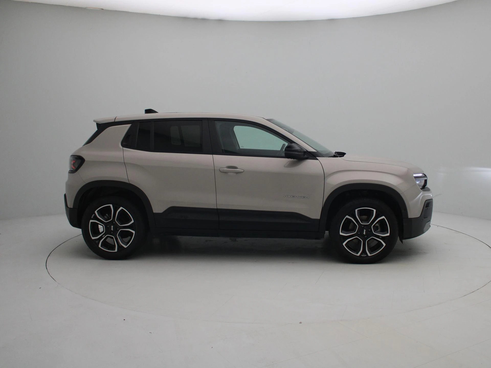 Jeep-Avenger-image-5