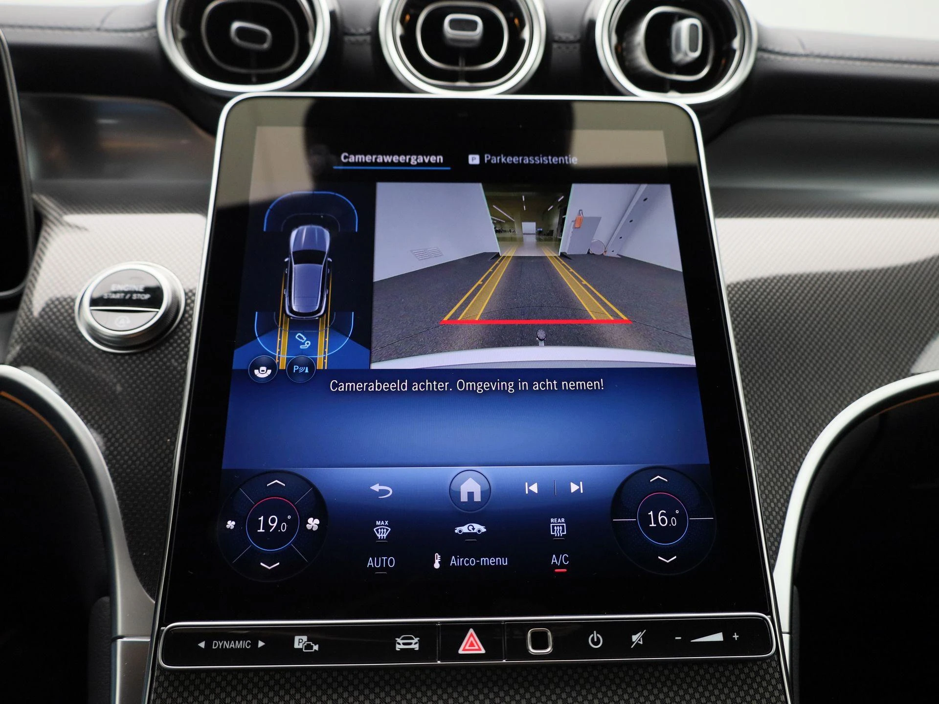 Mercedes-Benz-GLC-image-33