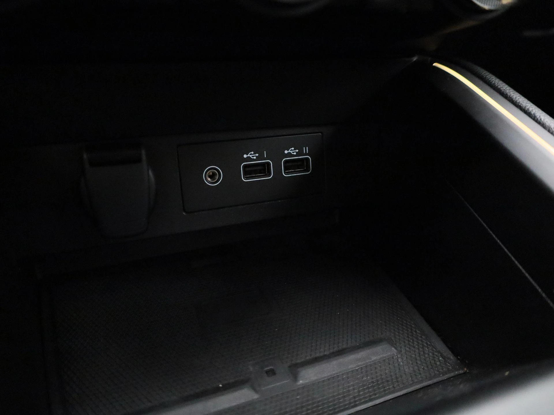 Renault-Clio-image-20