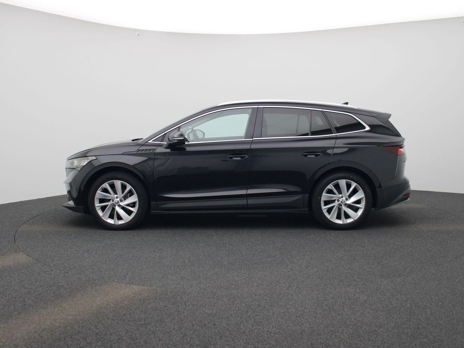 Škoda-Enyaq iV-image-3