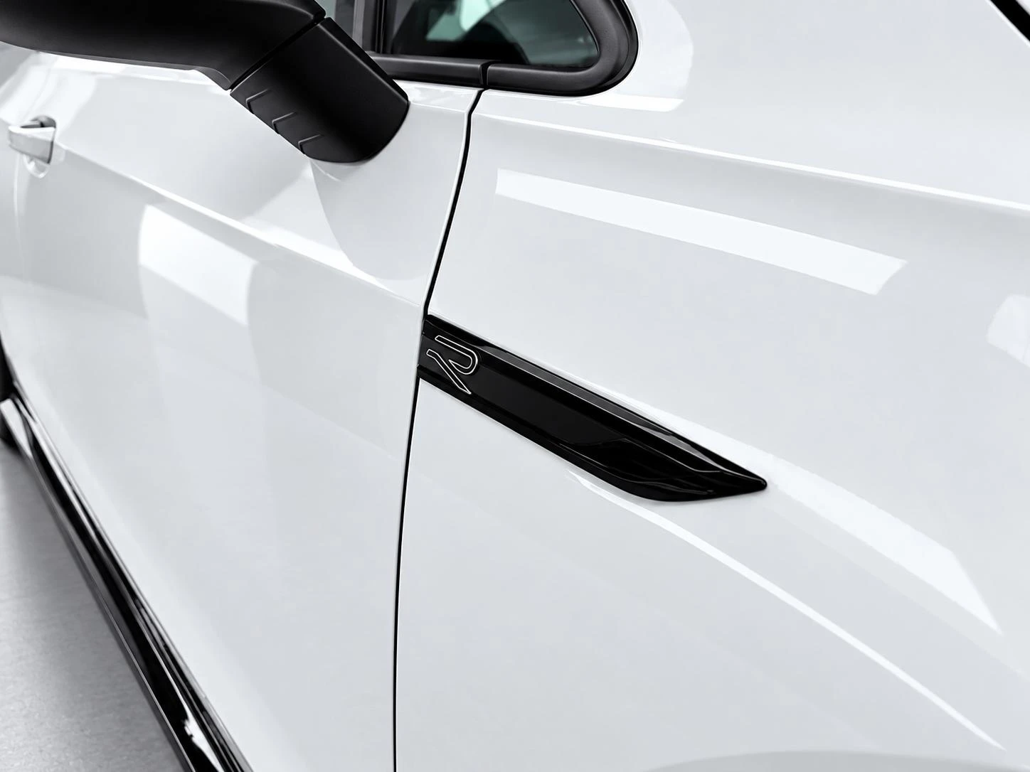 Volkswagen-Golf-image-21