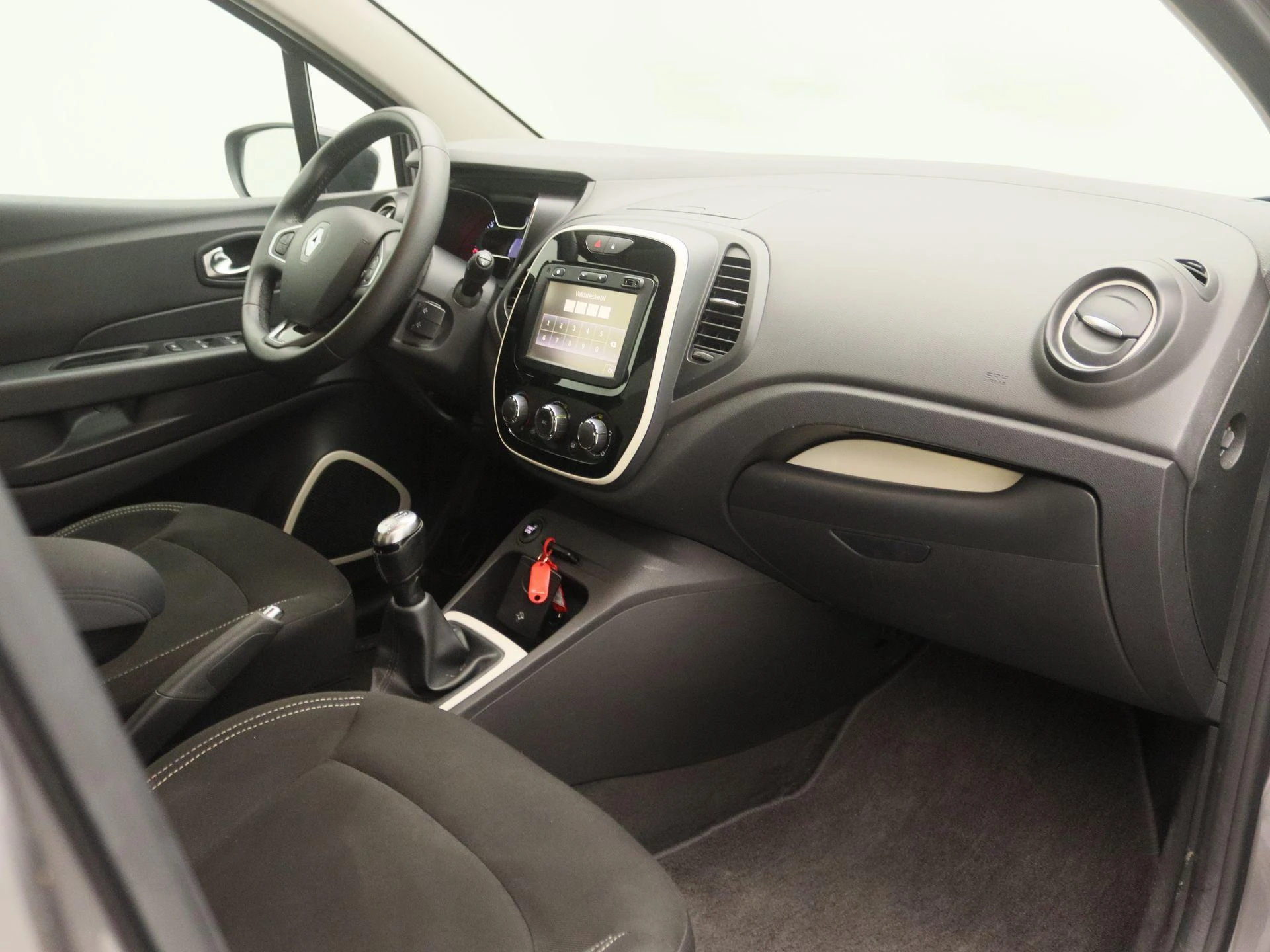 Renault-Captur-image-20