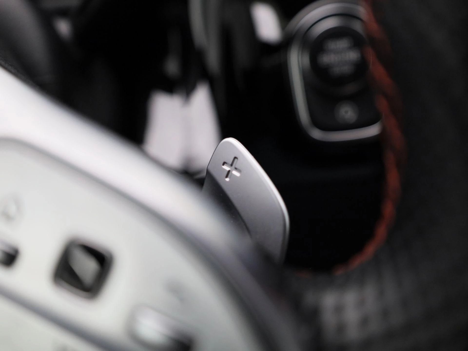 Mercedes-Benz-B-Klasse-image-26