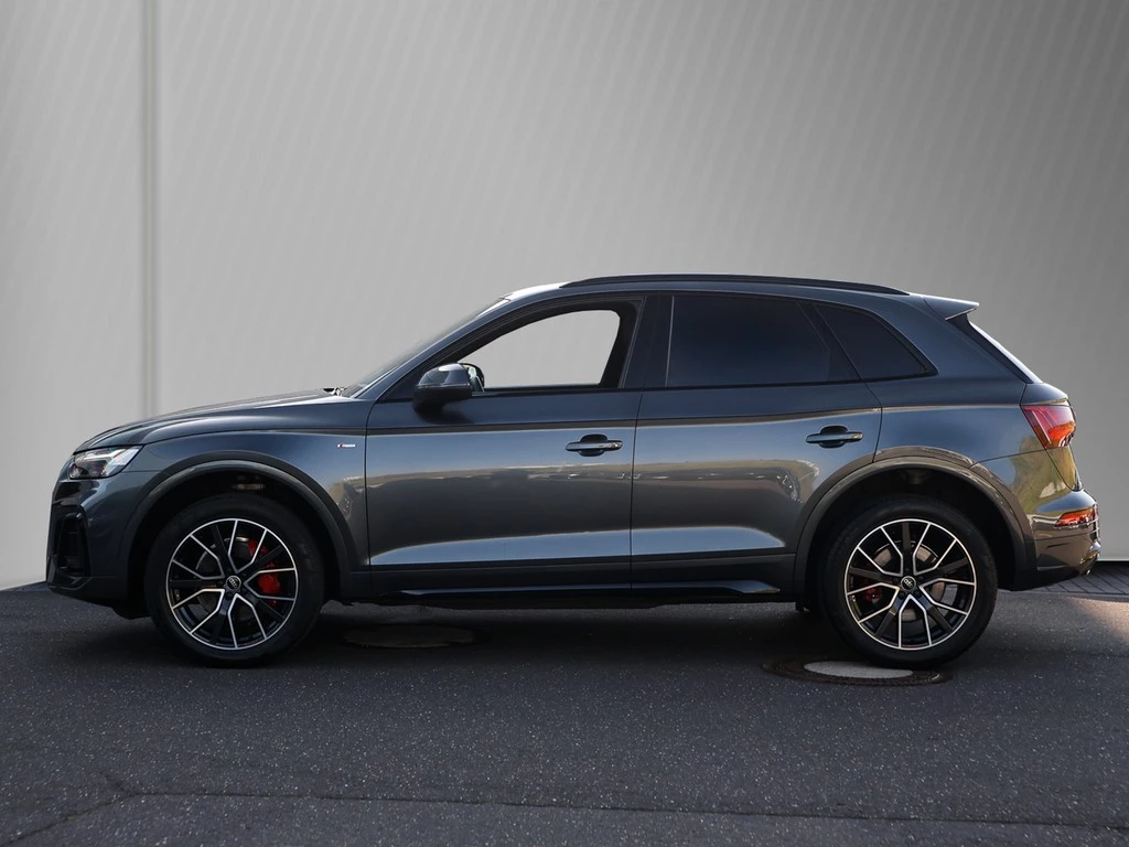 Audi Q5 40 TDI S line Panorama Matrix AHK Kamera ACC