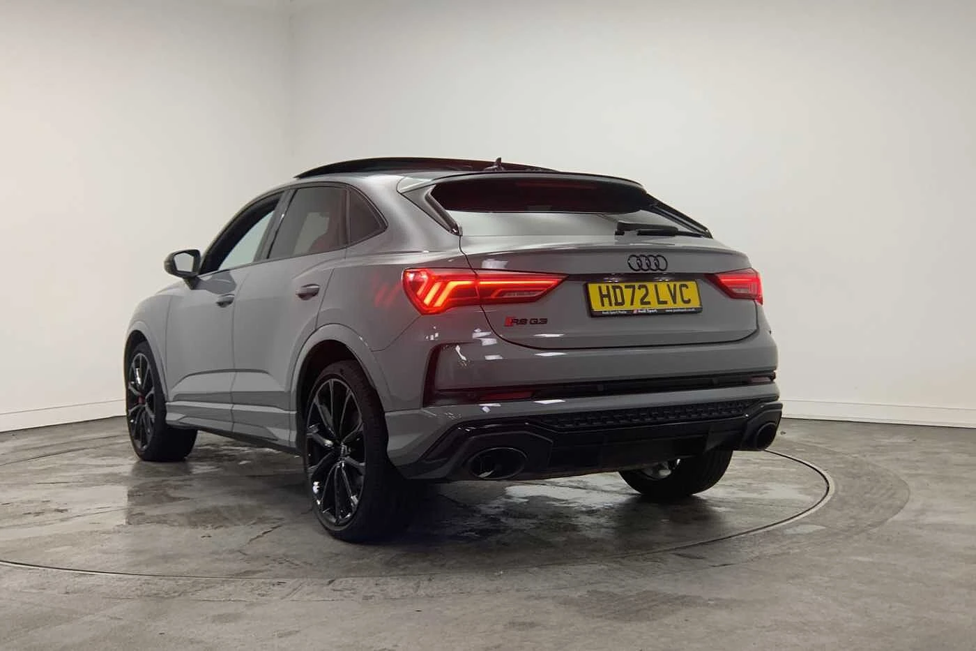 Audi-RSQ3-image-2