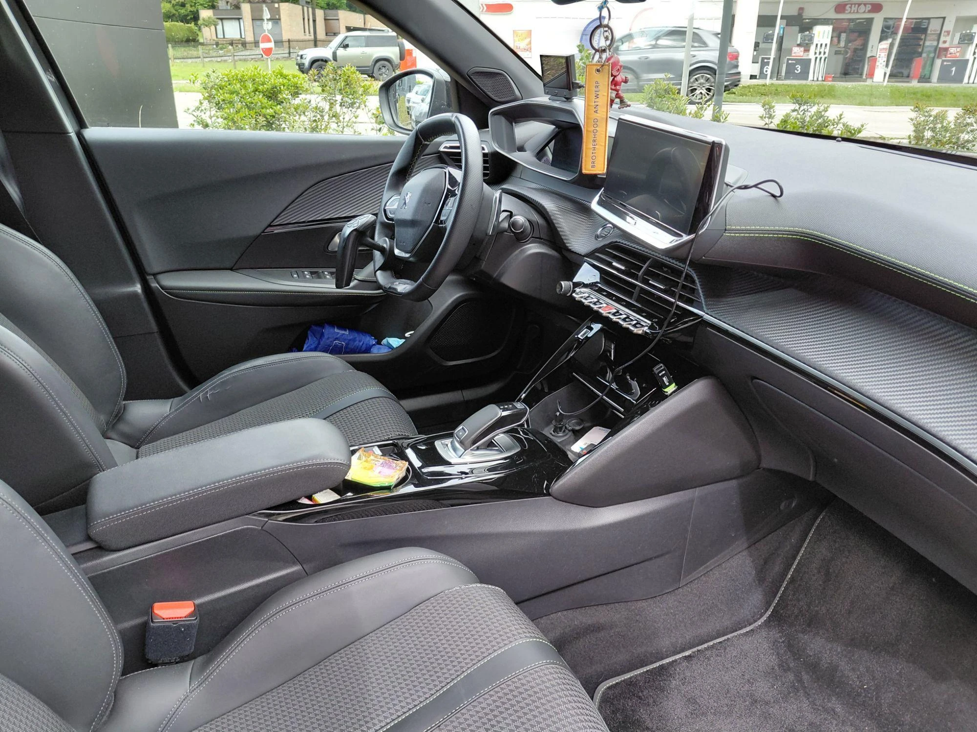 Peugeot-2008-image-7