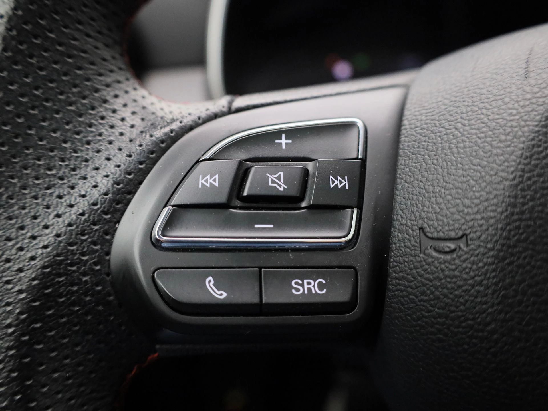 MG-ZS EV-image-18