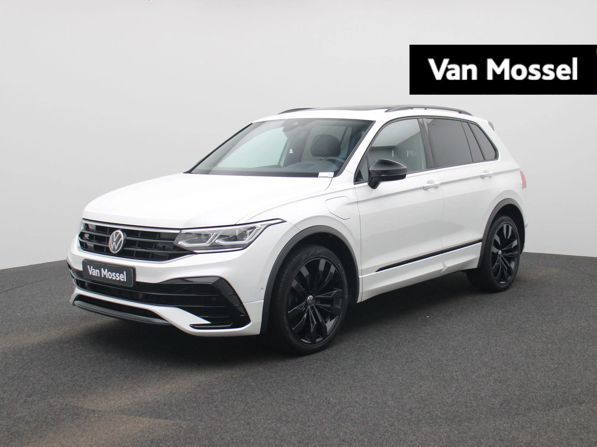 Volkswagen-Tiguan-image-0