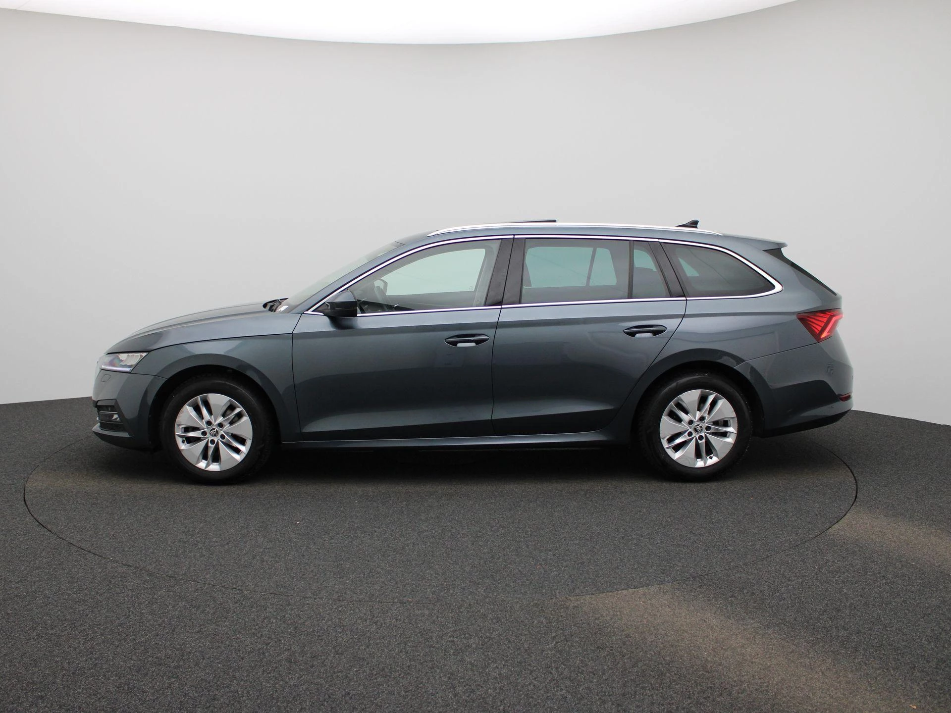 Škoda-Octavia-image-3