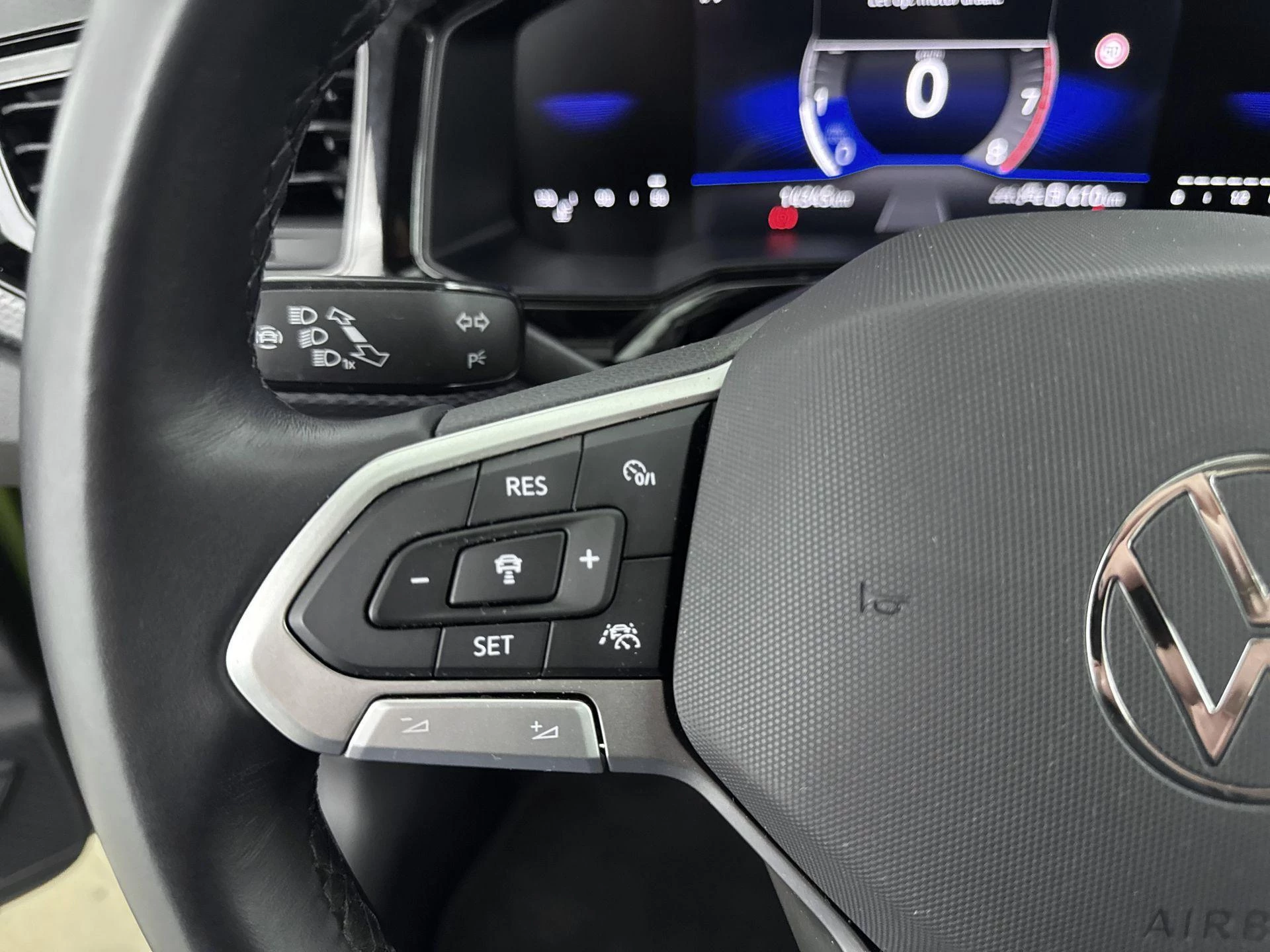 Volkswagen-Taigo-image-5