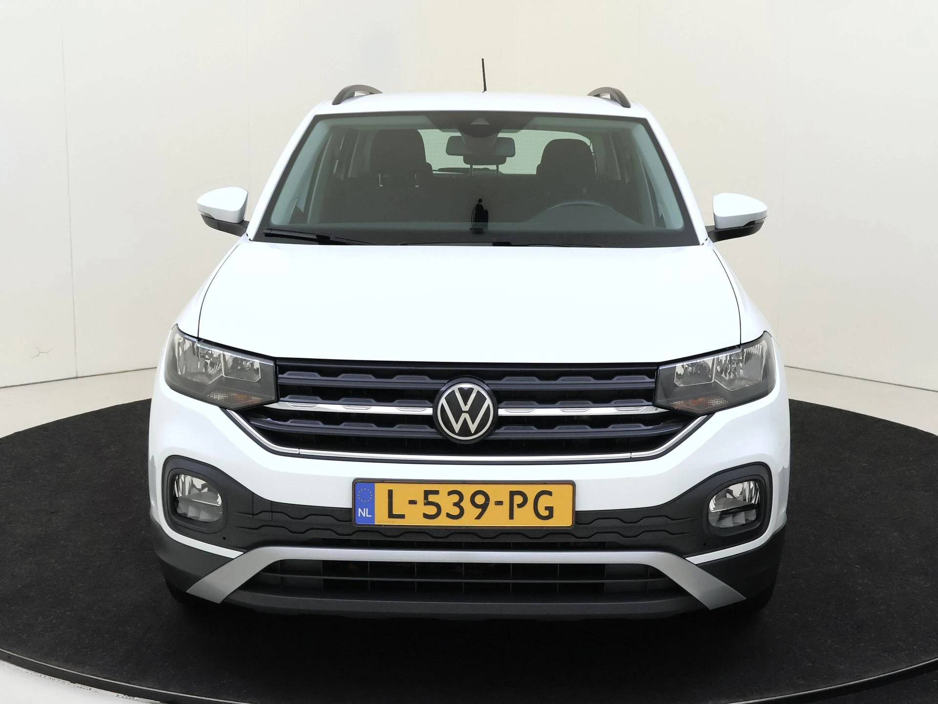 Volkswagen-T-Cross-image-5