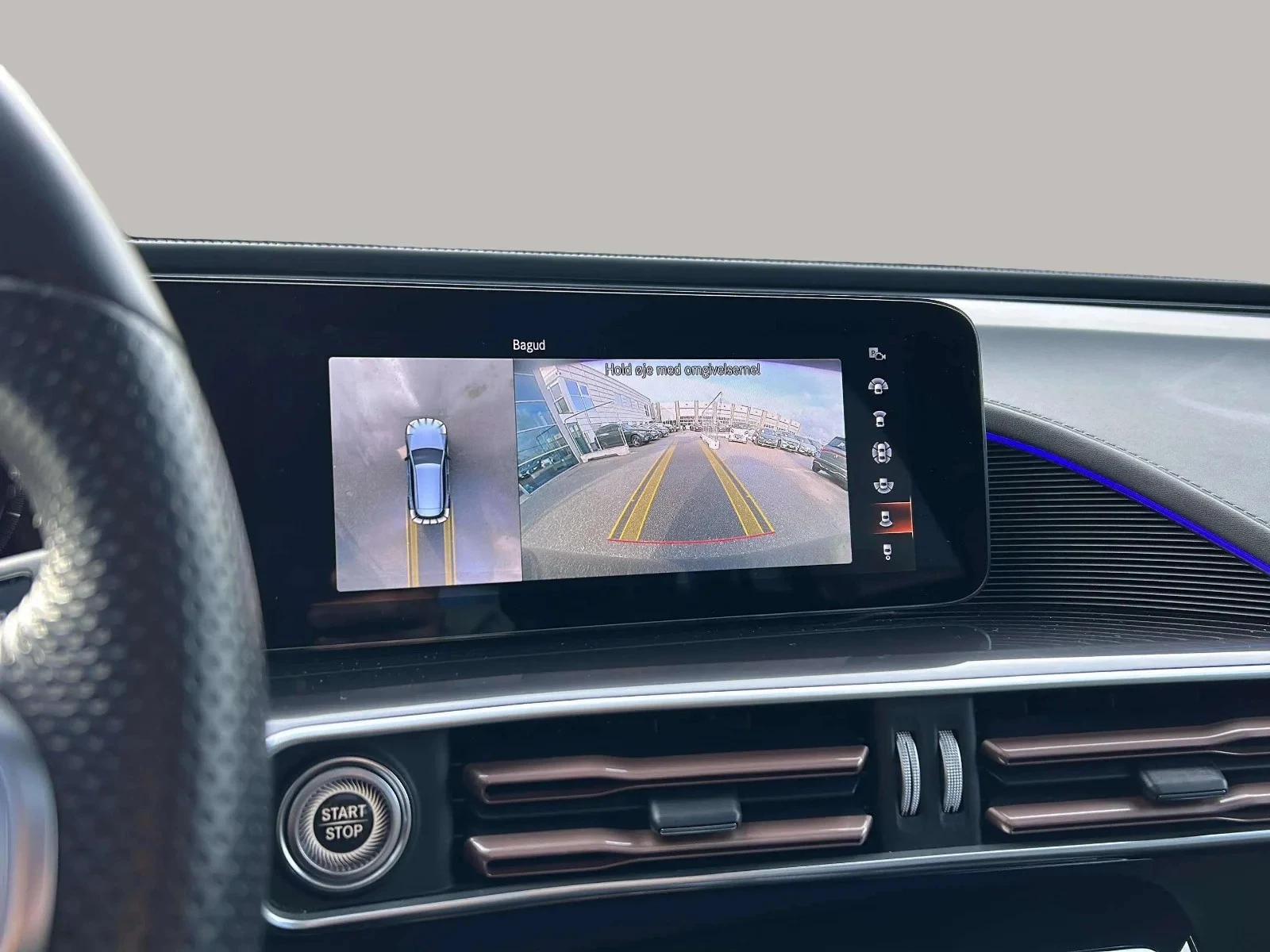 Mercedes-Benz-EQC-image-19