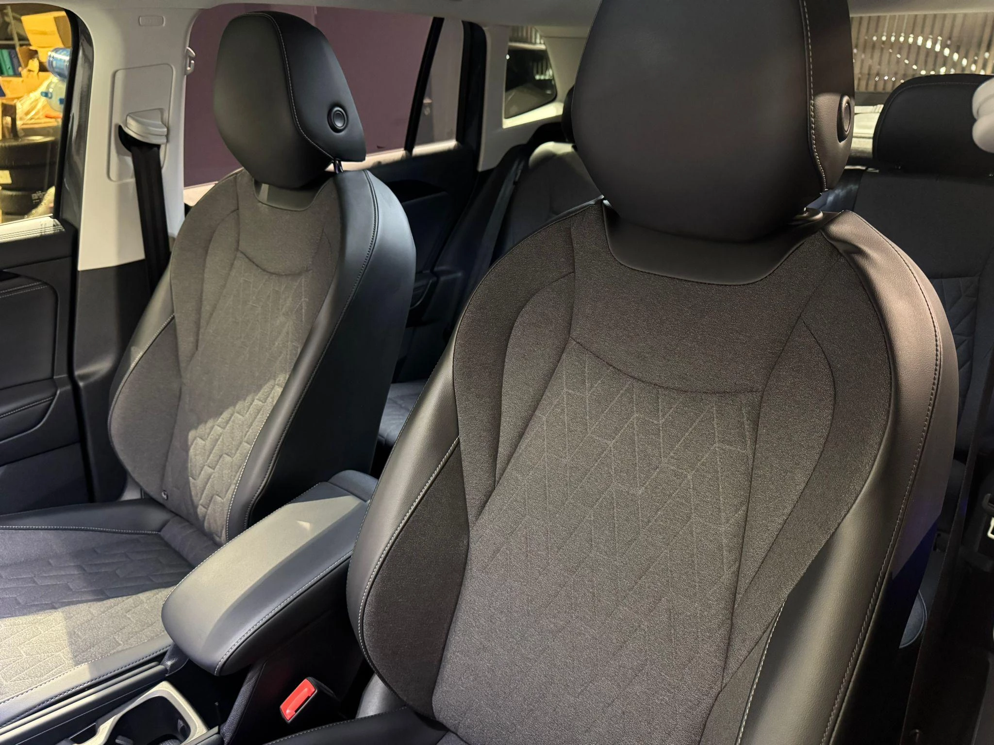 Volkswagen-Tiguan-image-9