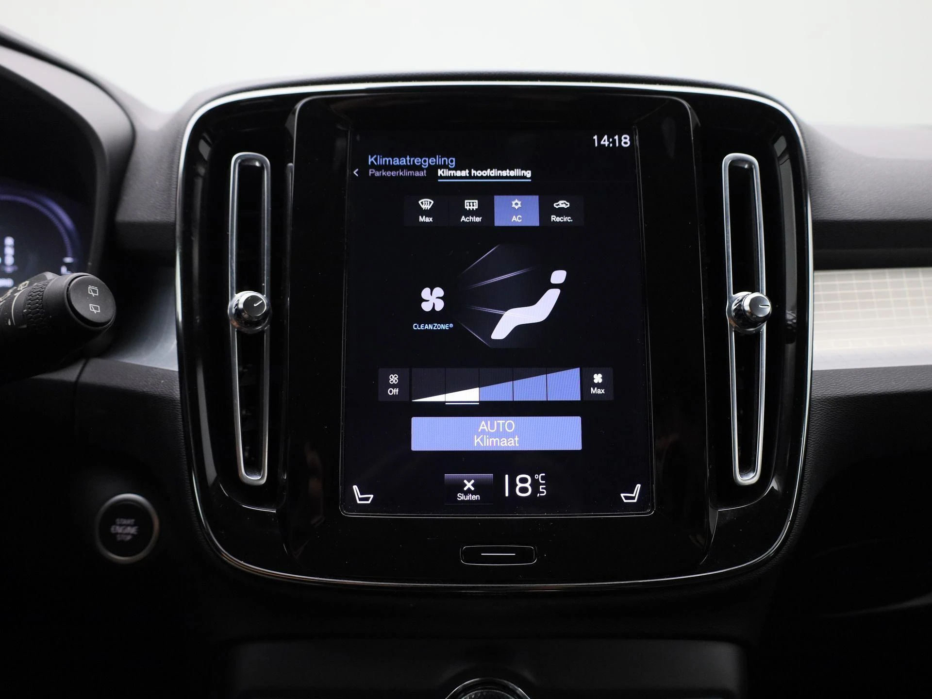 Volvo-XC40-image-19