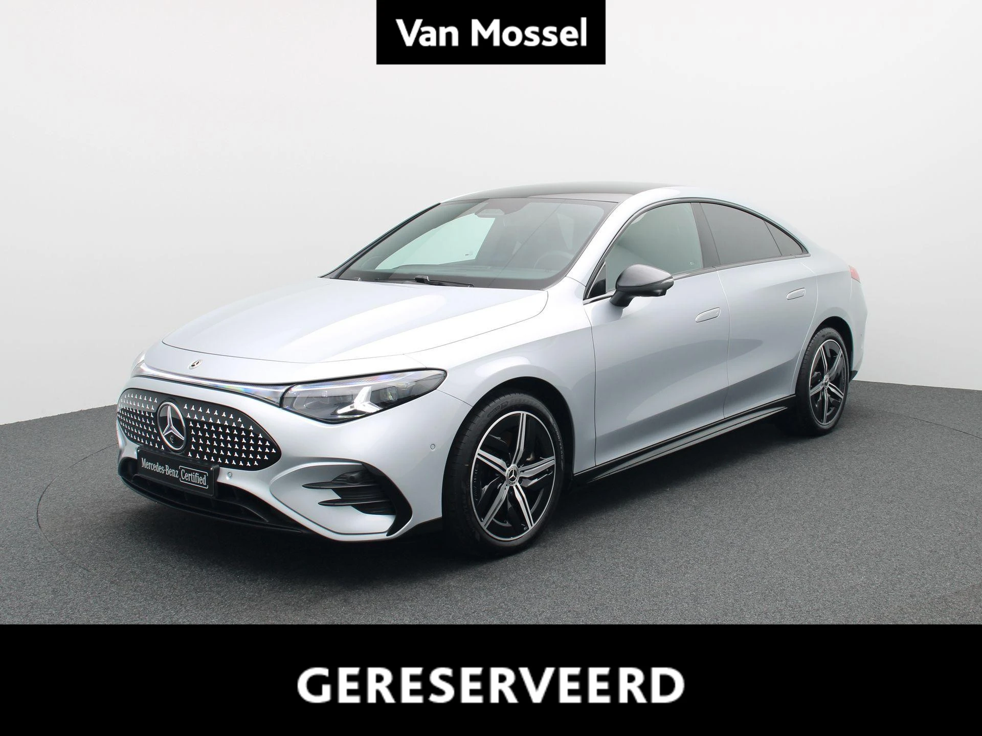 Mercedes-Benz-CLA-image-0