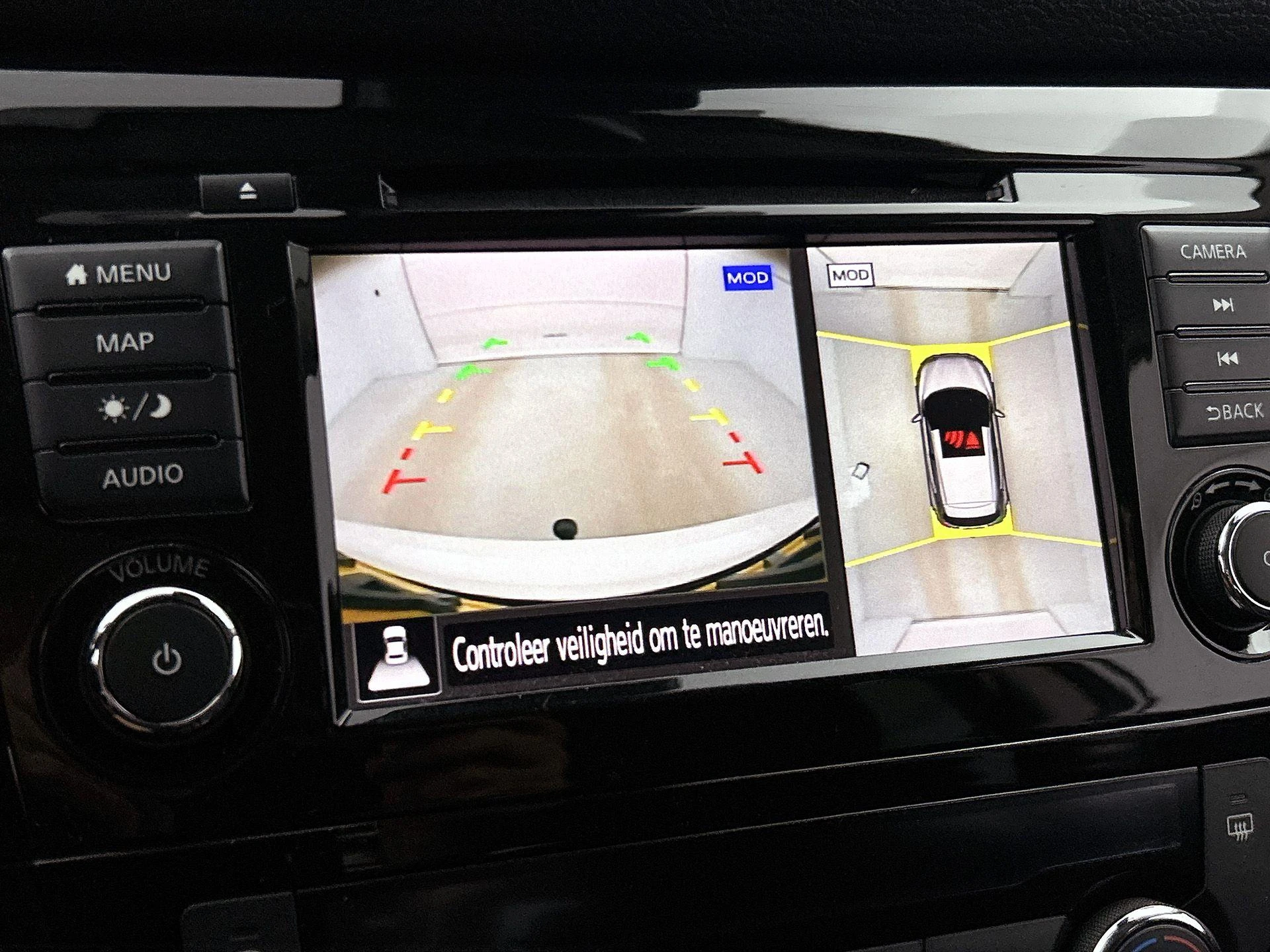 Nissan-QASHQAI-image-12