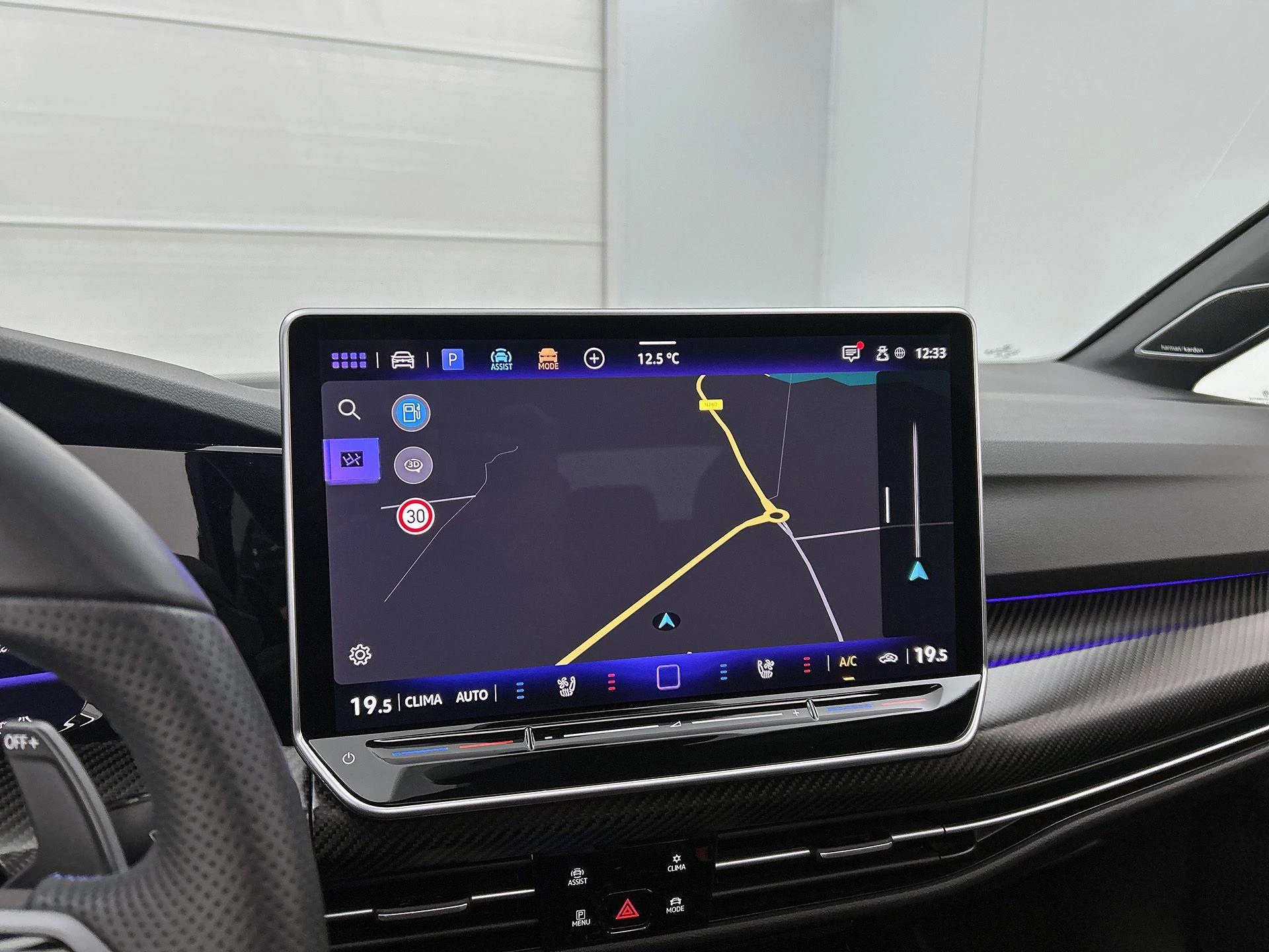 Volkswagen-Golf-image-31