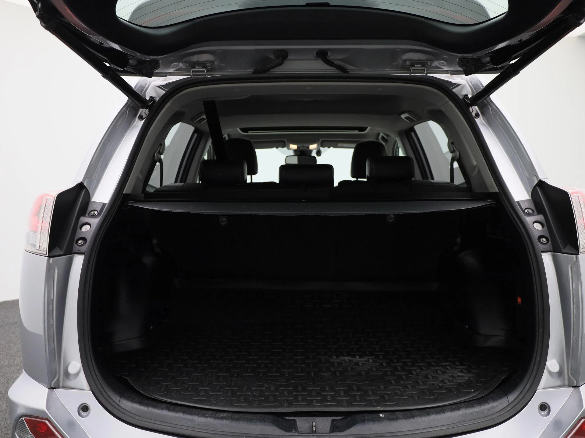 Toyota RAV4 2.5 Hybrid AWD Executive