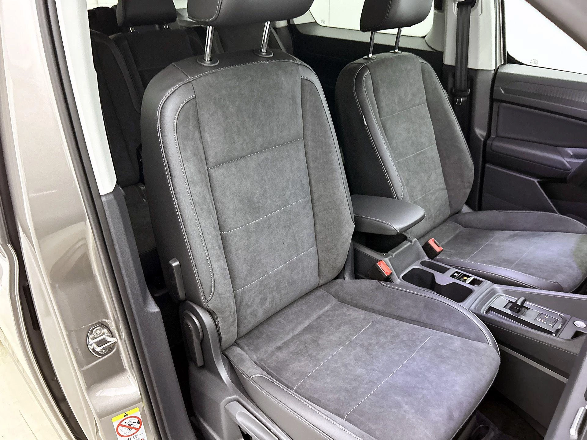 Volkswagen Caddy Maxi 1.5 TSI Hybride Limited Edition 115PK