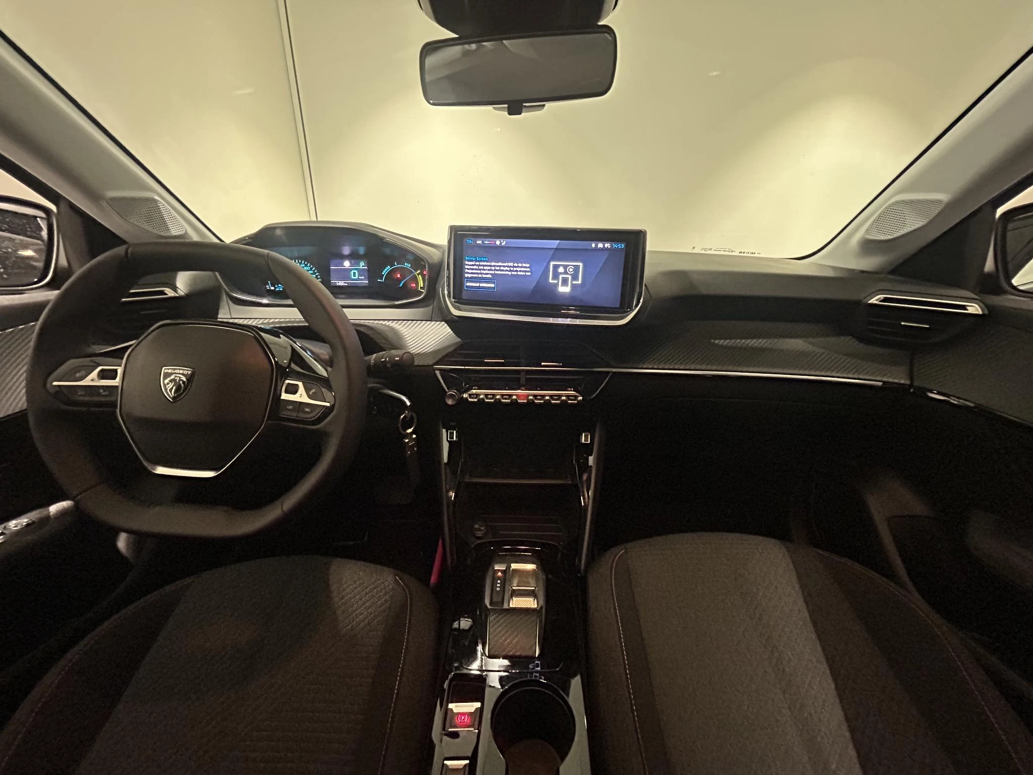 Peugeot-208-image-15