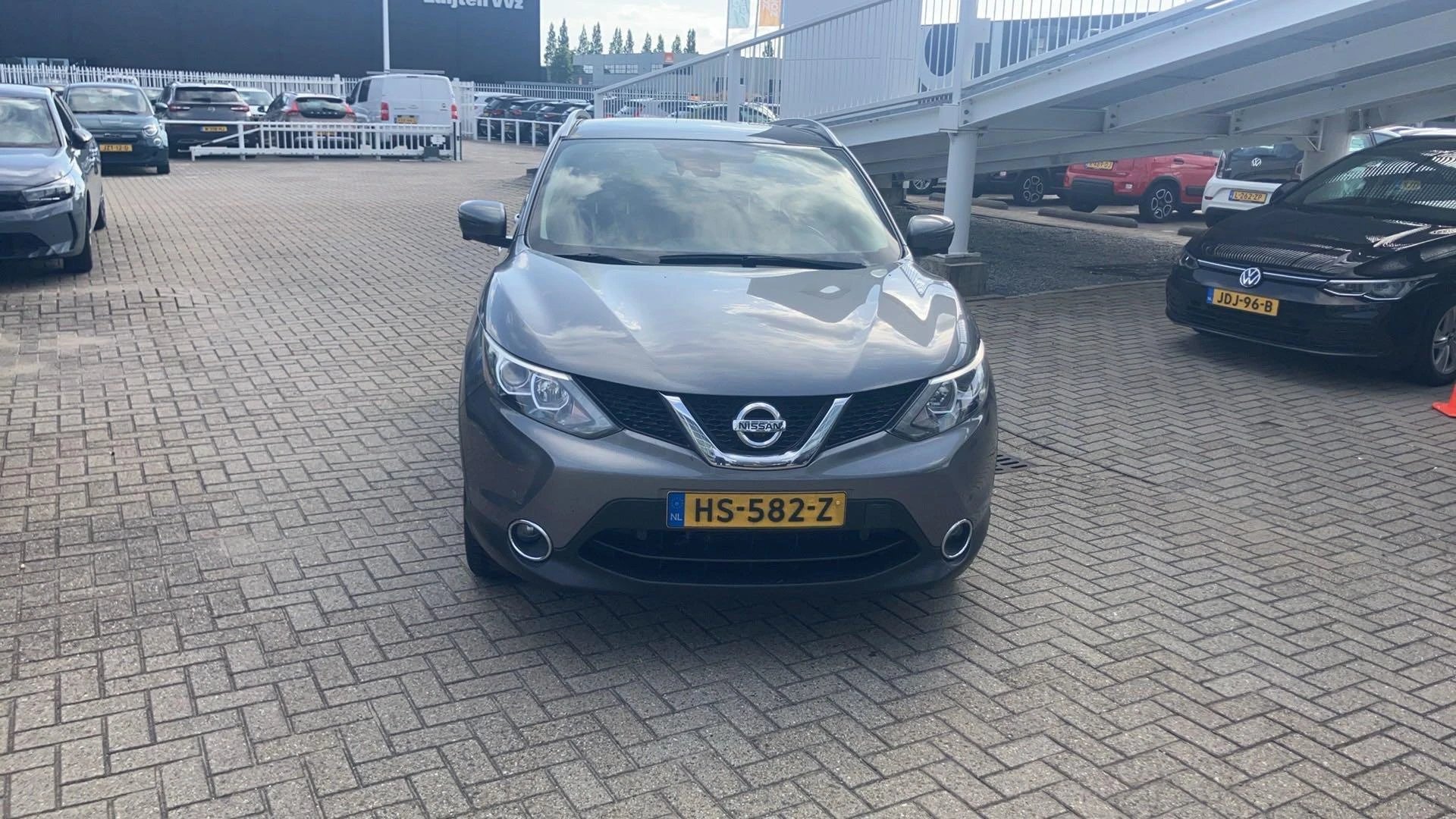 Nissan-QASHQAI-image-5