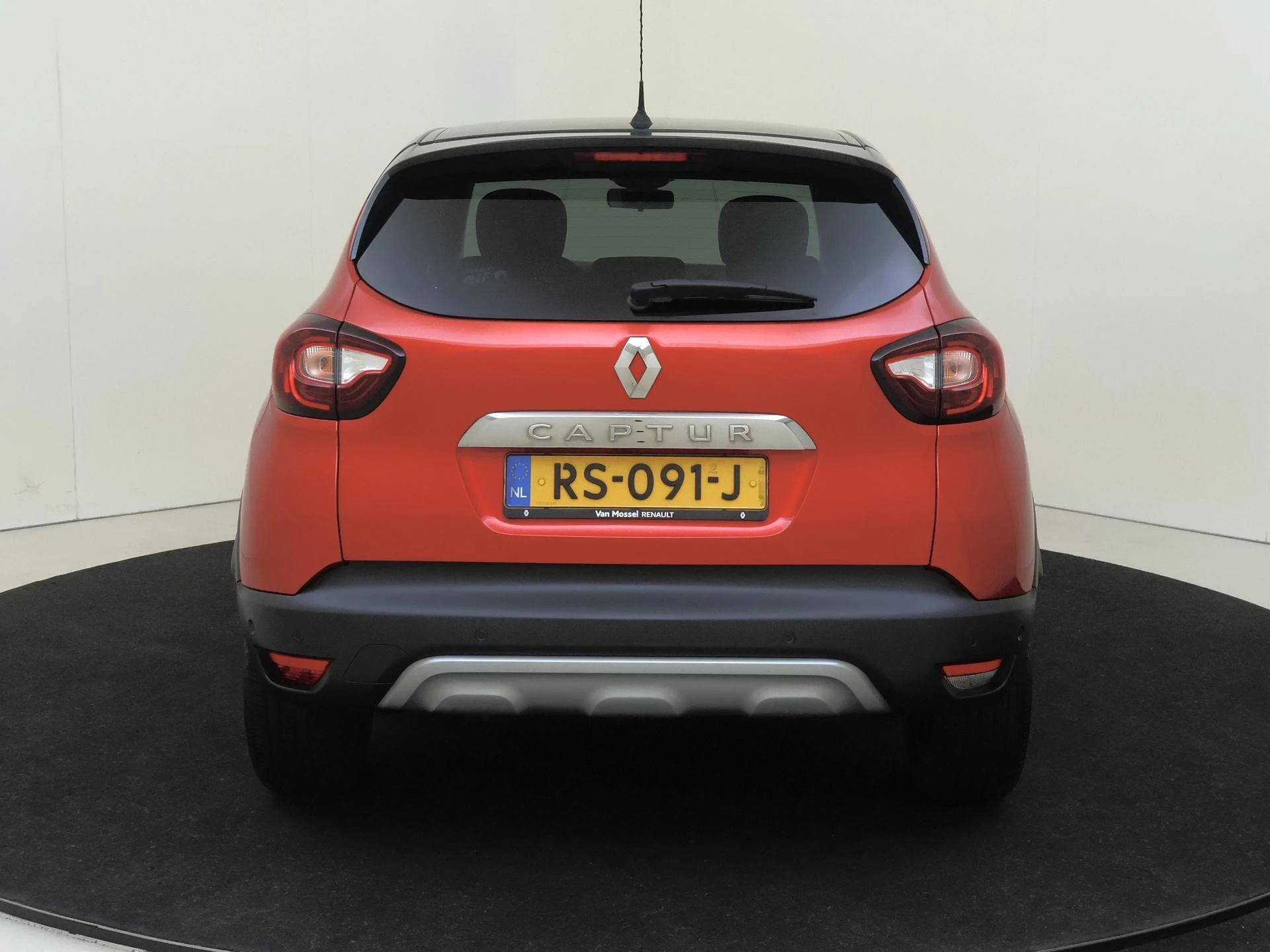 Renault-Captur-image-6