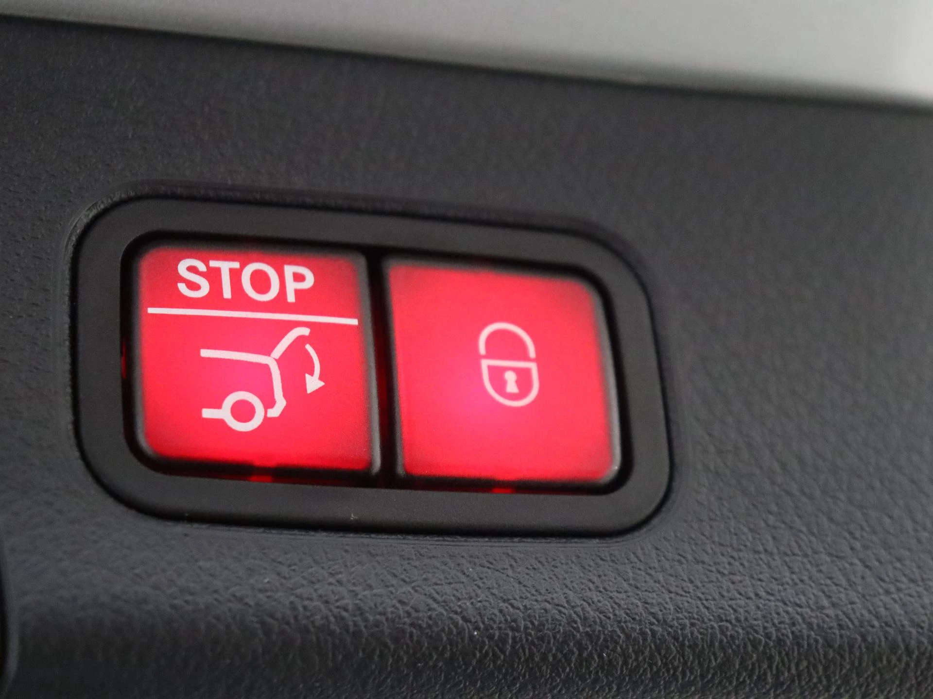Mercedes-Benz-B-Klasse-image-34