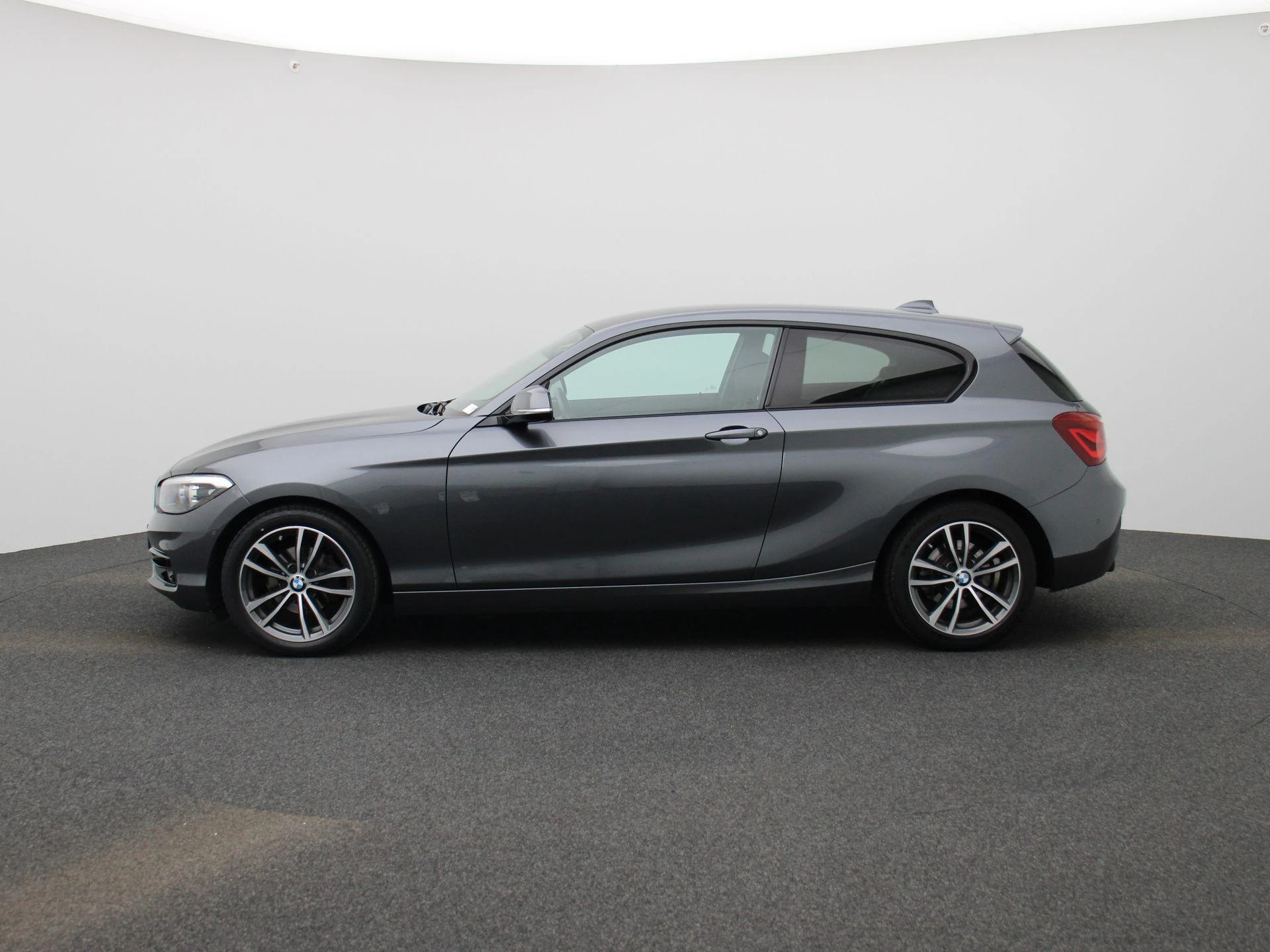 BMW-1 Serie-image-3