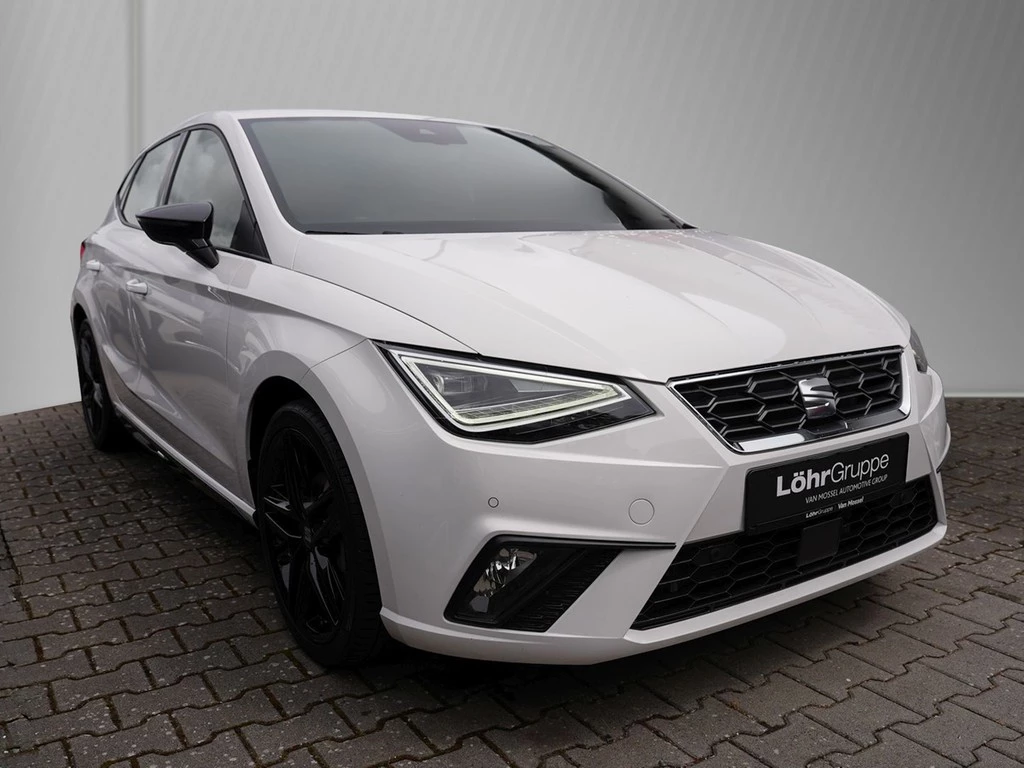 SEAT Ibiza 1.0 TSI FR Pro Black Edition *LED*Navi*Kamera*PDC*18" Performance*Digi-Cockpit*