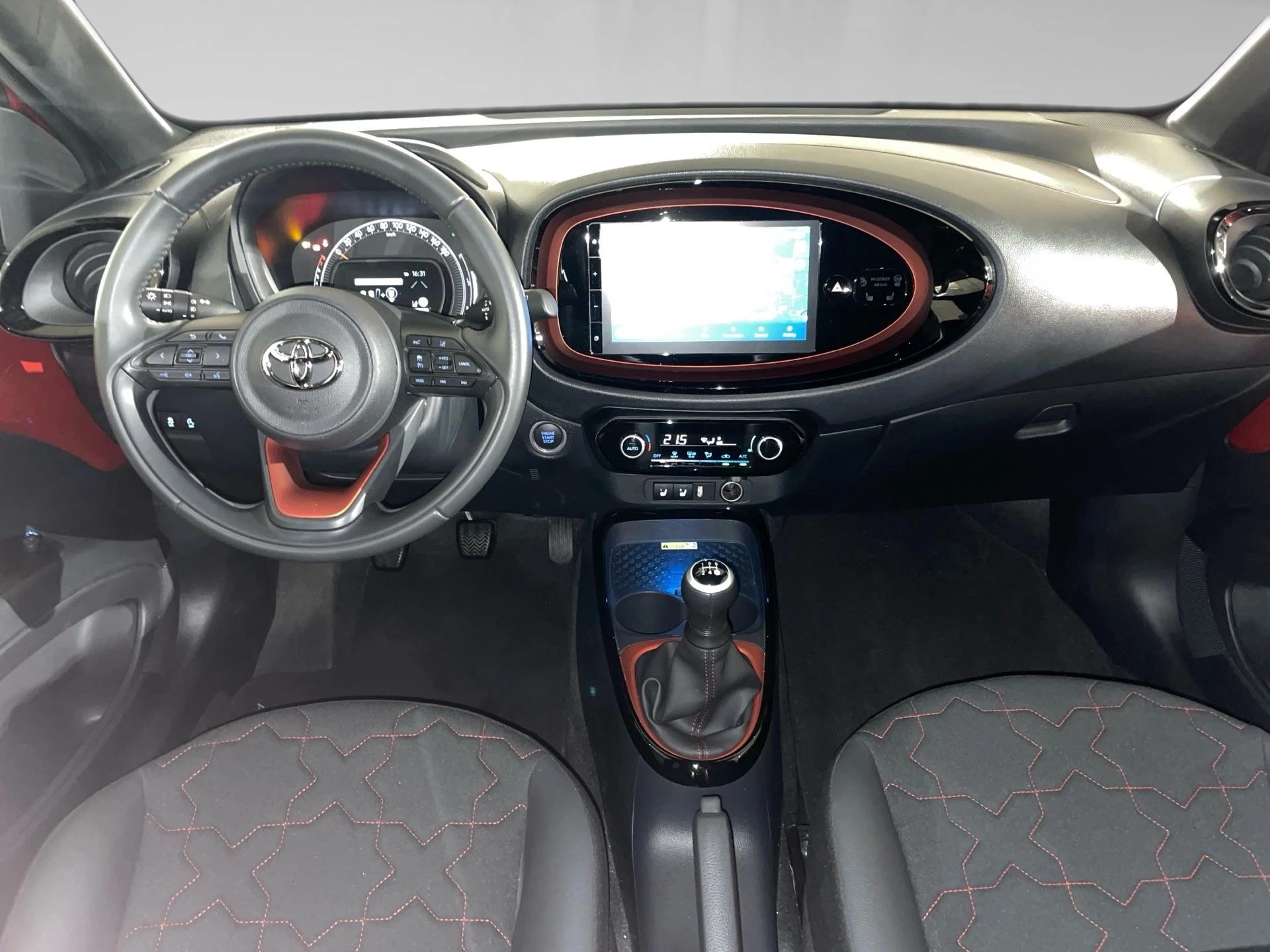 Toyota Aygo X 1.0 VVT-i Envy