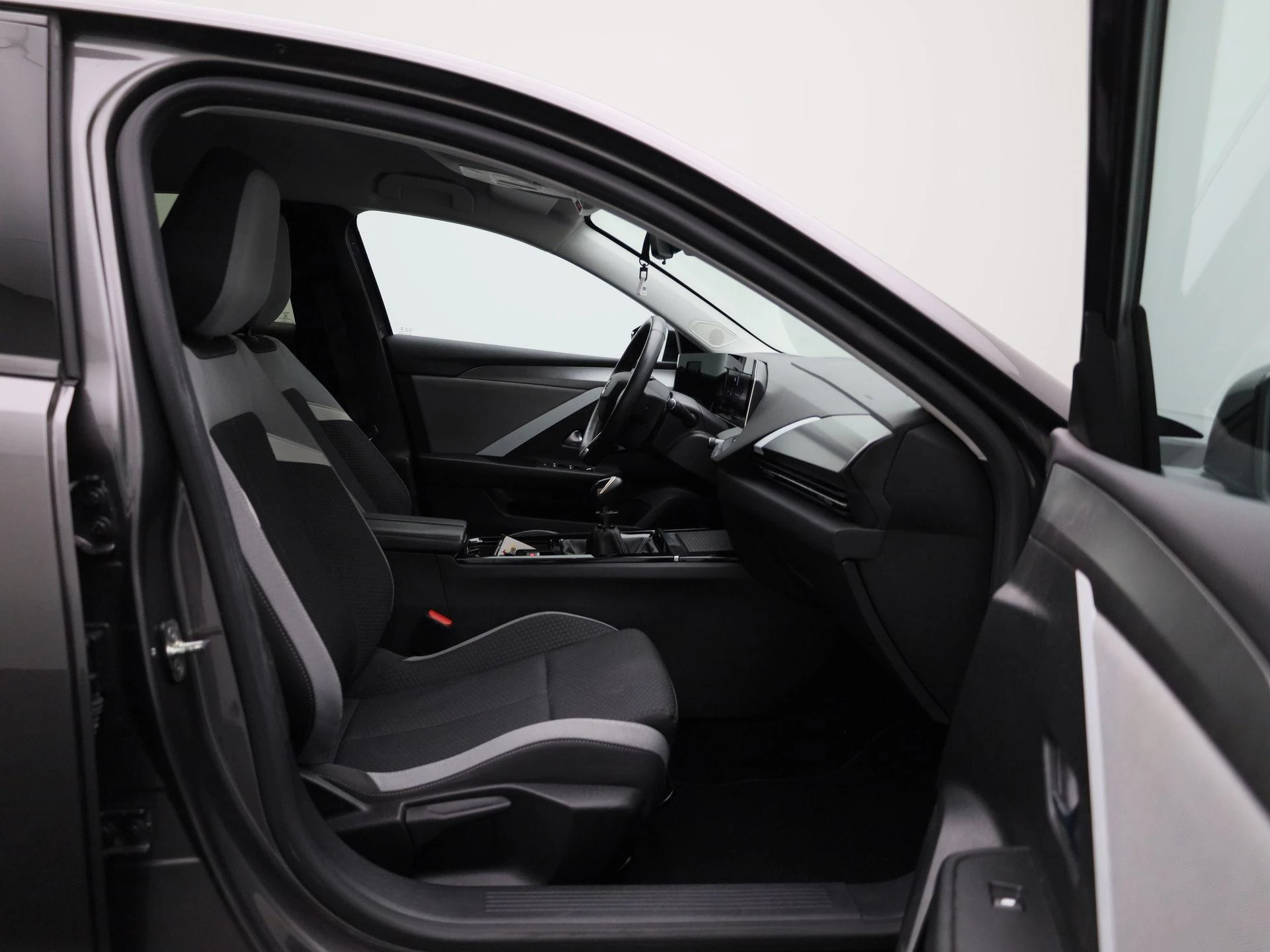 Opel-Astra-image-27