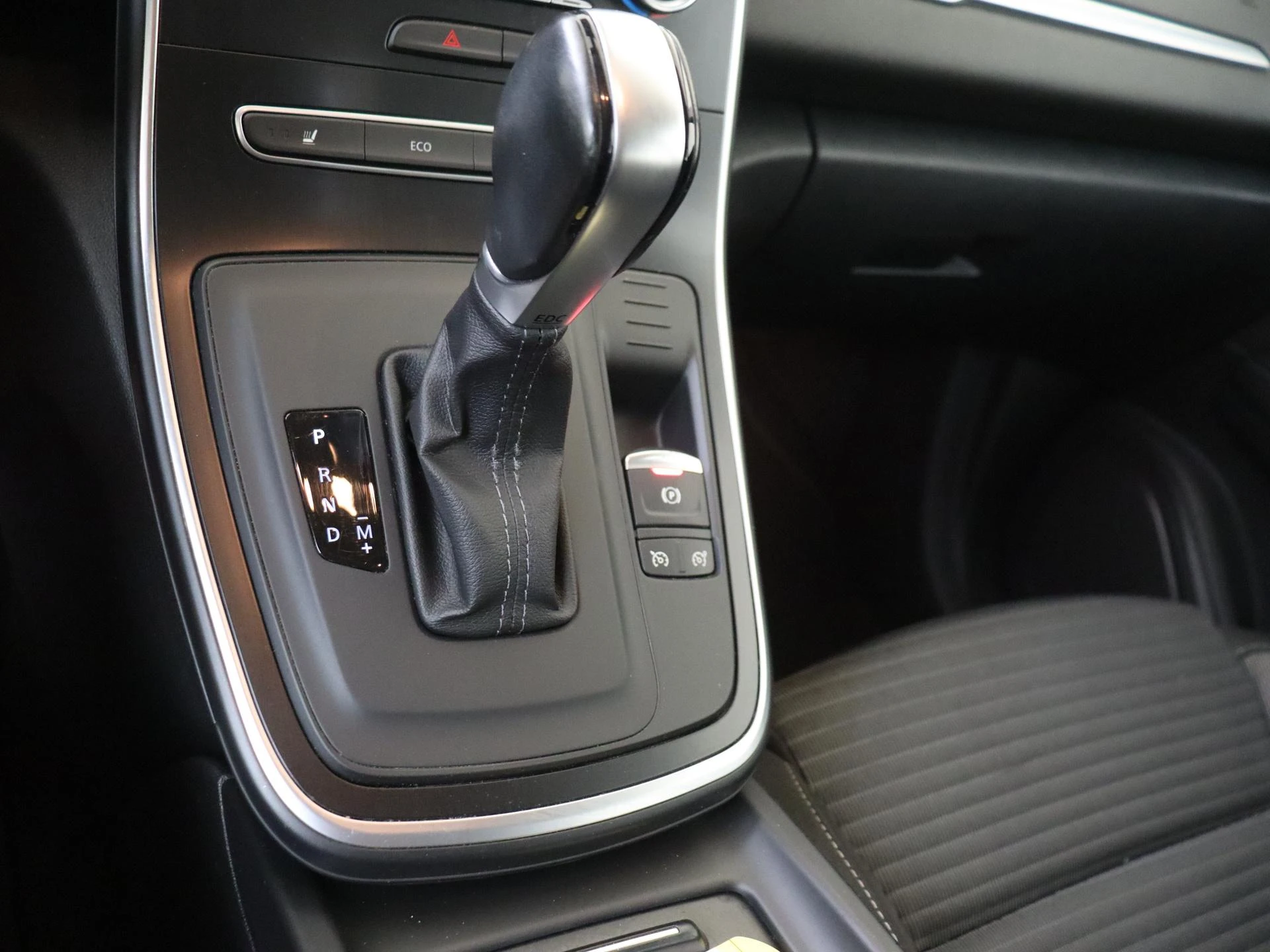Renault-Grand Scénic-image-13